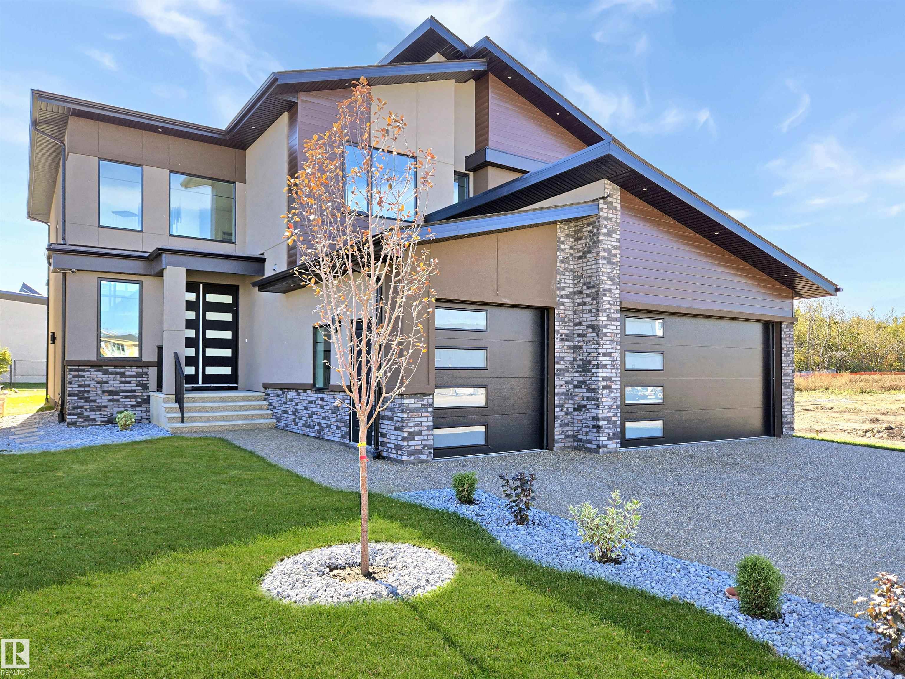165 Av Ne Unit 715 Ave, Edmonton, AB T5Y 4J1