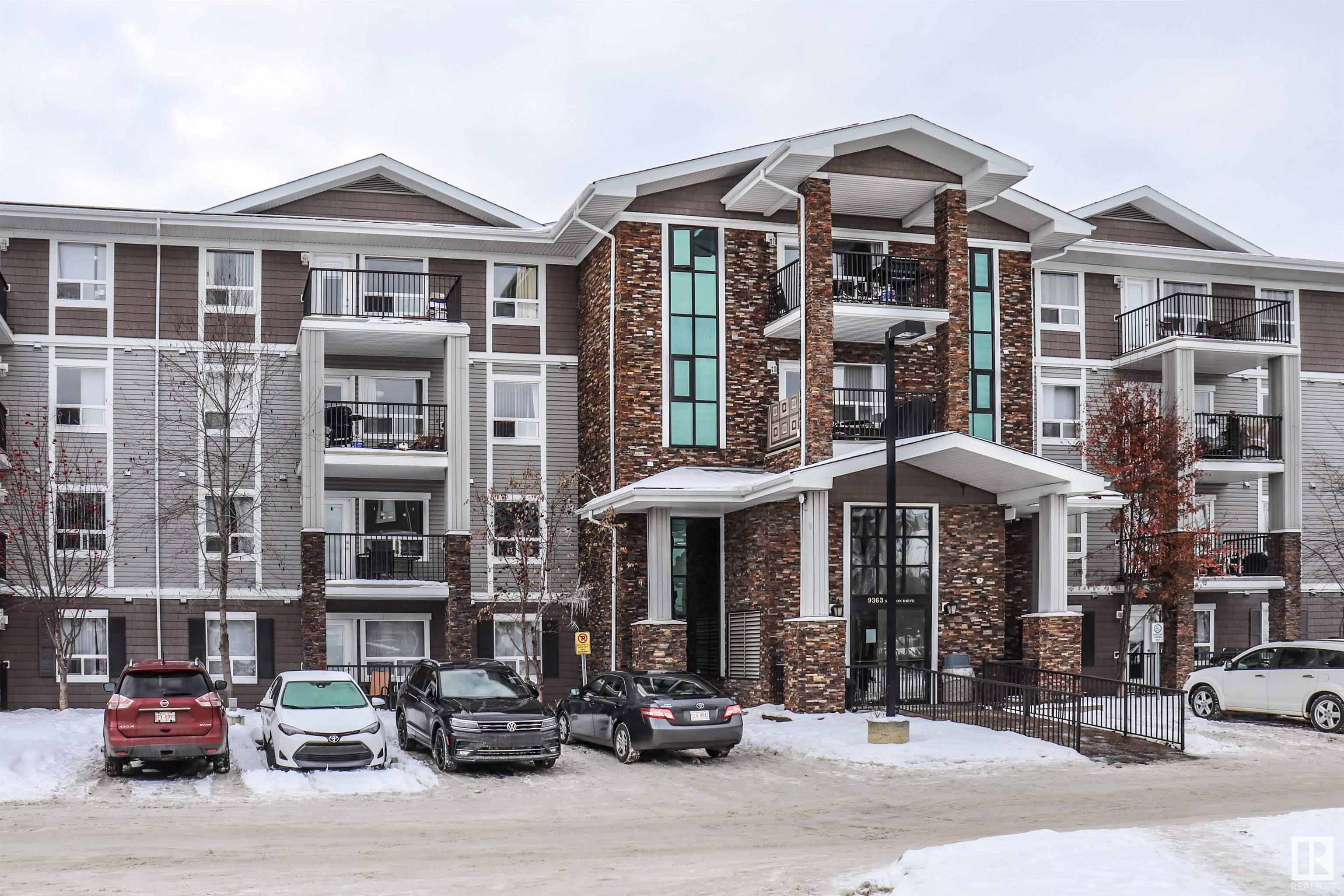 9363 Simpson Drive Northwest #1214, Edmonton, AB T6R 0N2