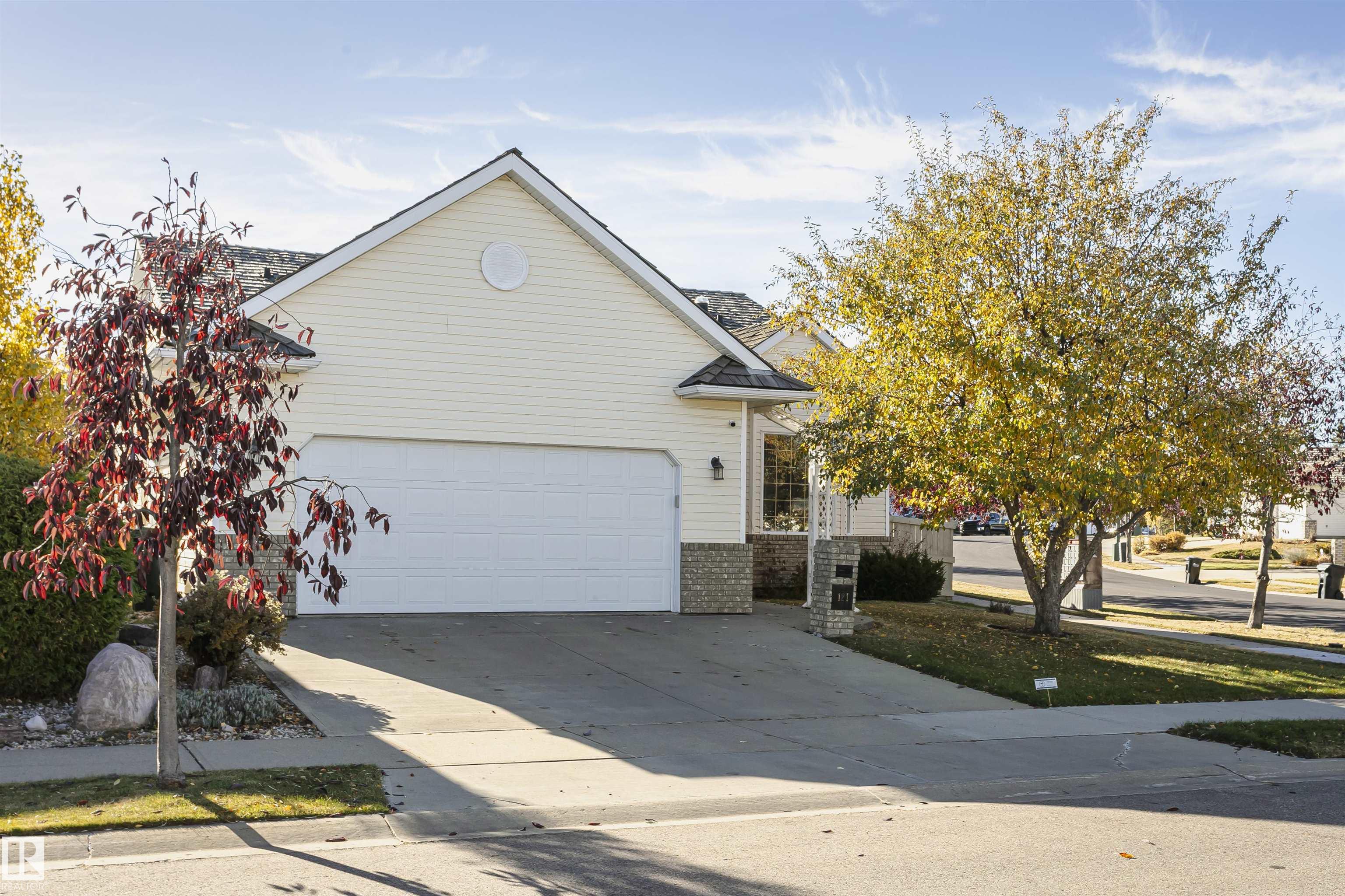 121 Regal, Sherwood Park, AB T8A 5X9