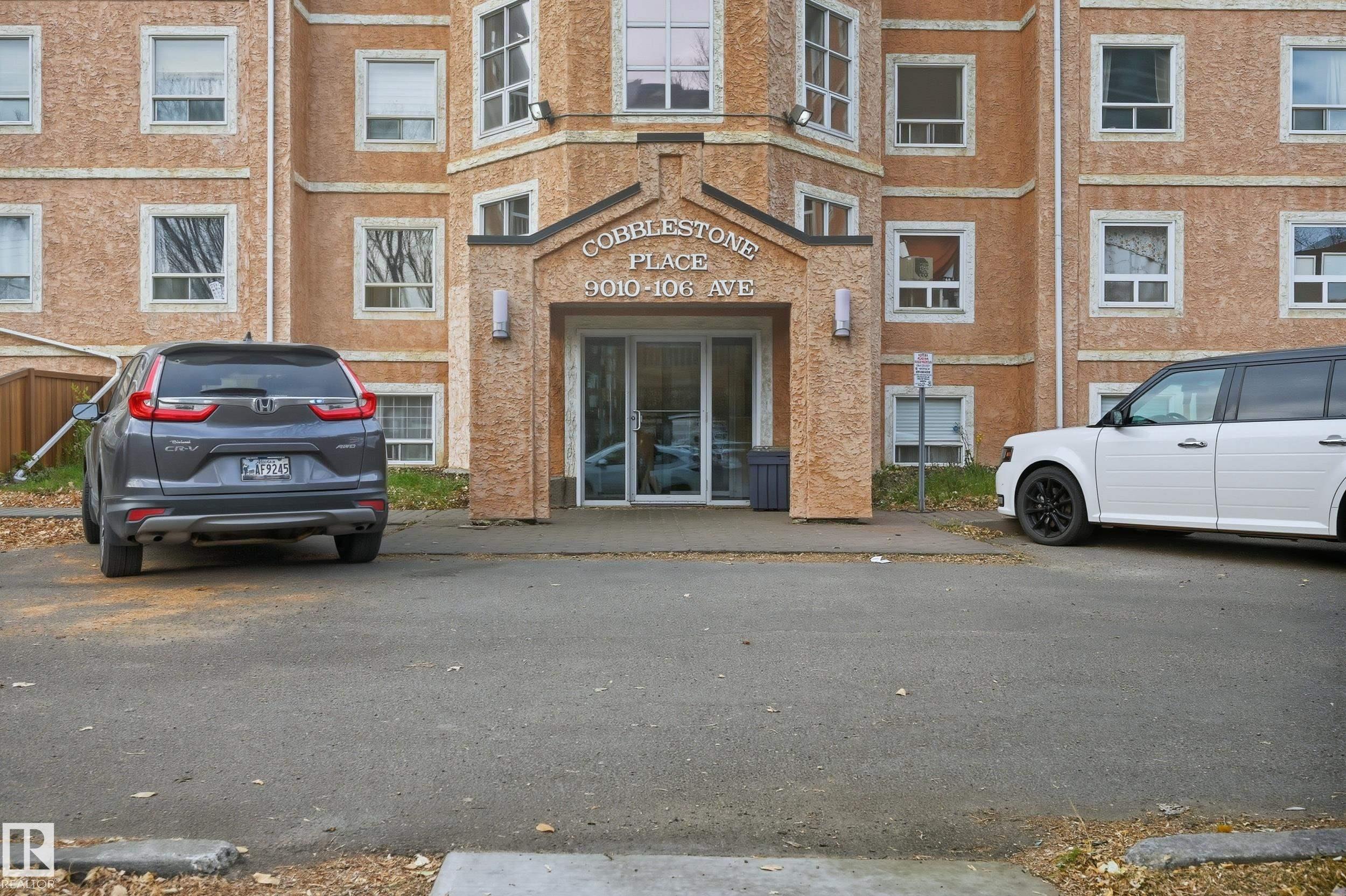 9010 106 Ave Nw #201 Ave, Edmonton, AB T5H 5K3