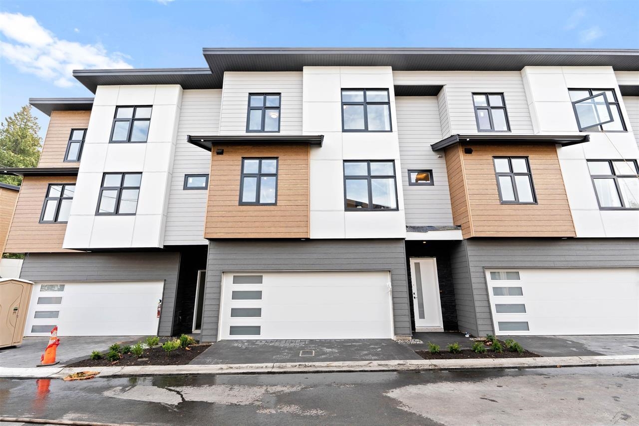 3075 160 Street #2, Surrey, BC V3Z 0M9