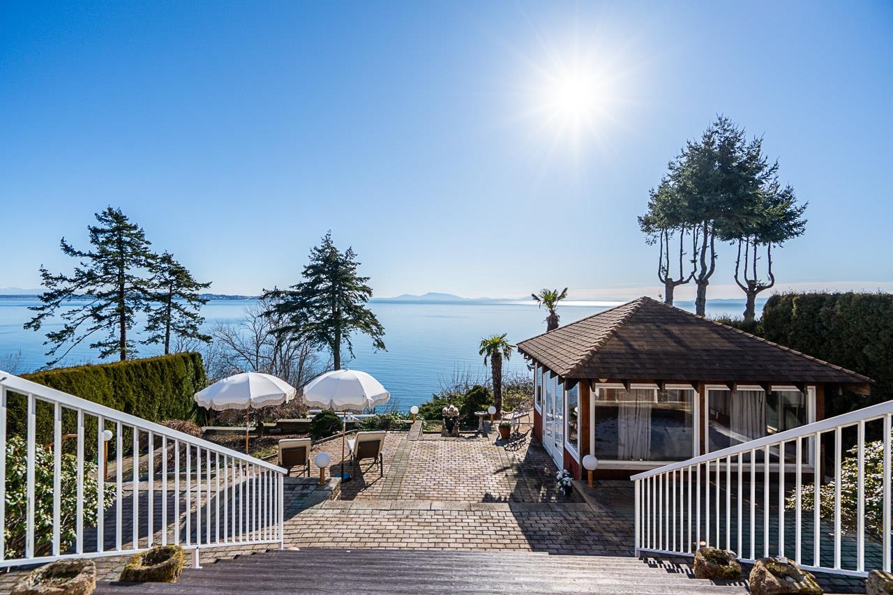 13 Avenue, Surrey, BC V4A 1B8