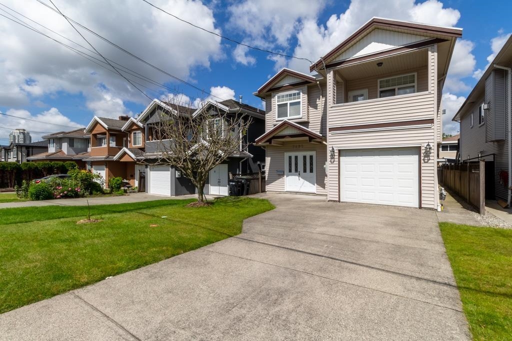 7487 Rosewood Street, Burnaby, BC V5E 2G6