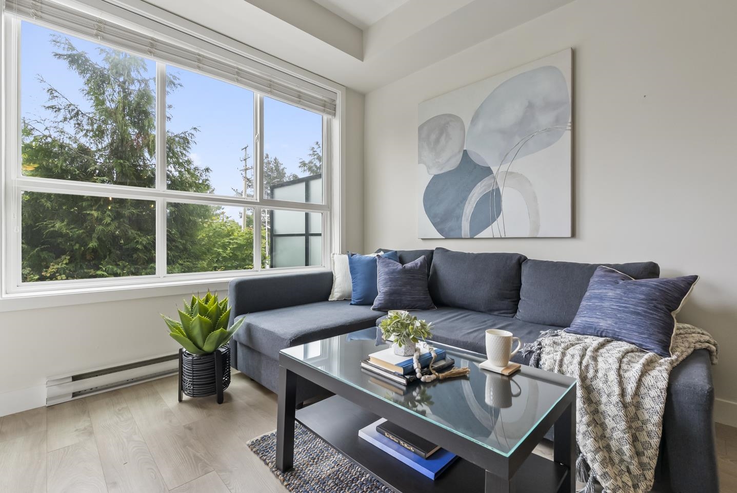6438 195a Street #105, Surrey, BC V4N 6R5
