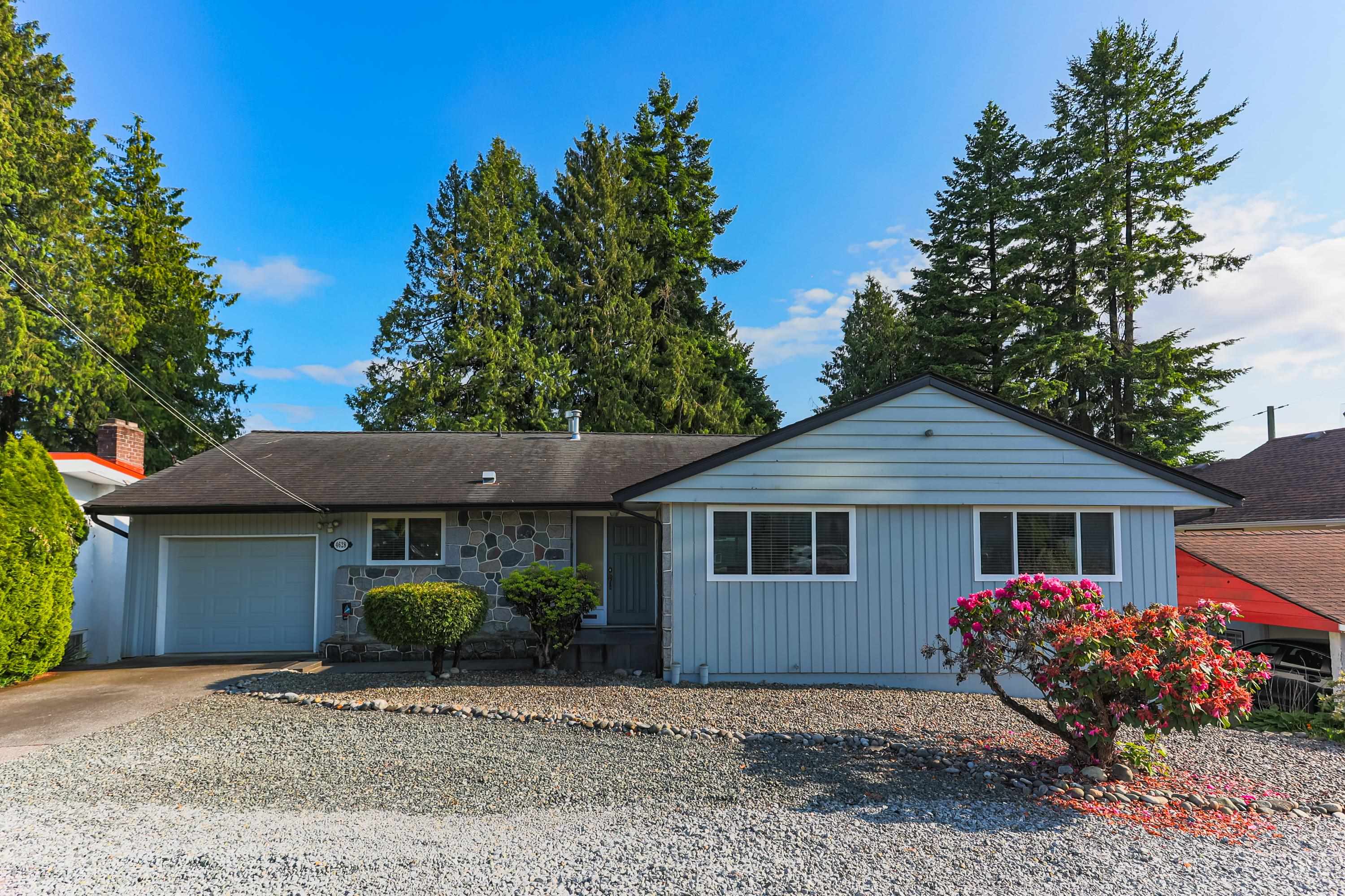 4628 Rumble Street, Burnaby, BC V5J 2A7
