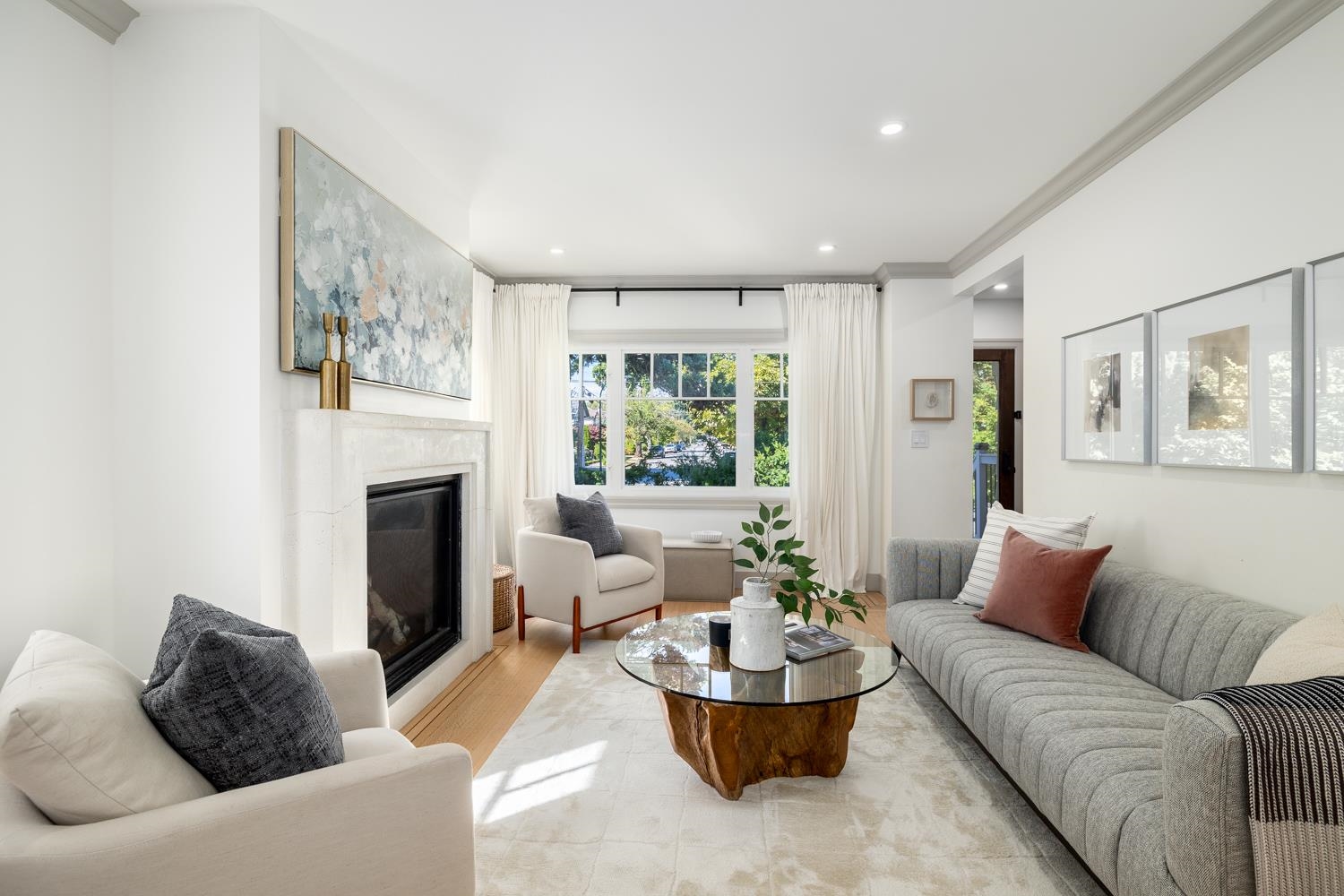 2706 West 41st Avenue, Vancouver, BC V6N 3C4