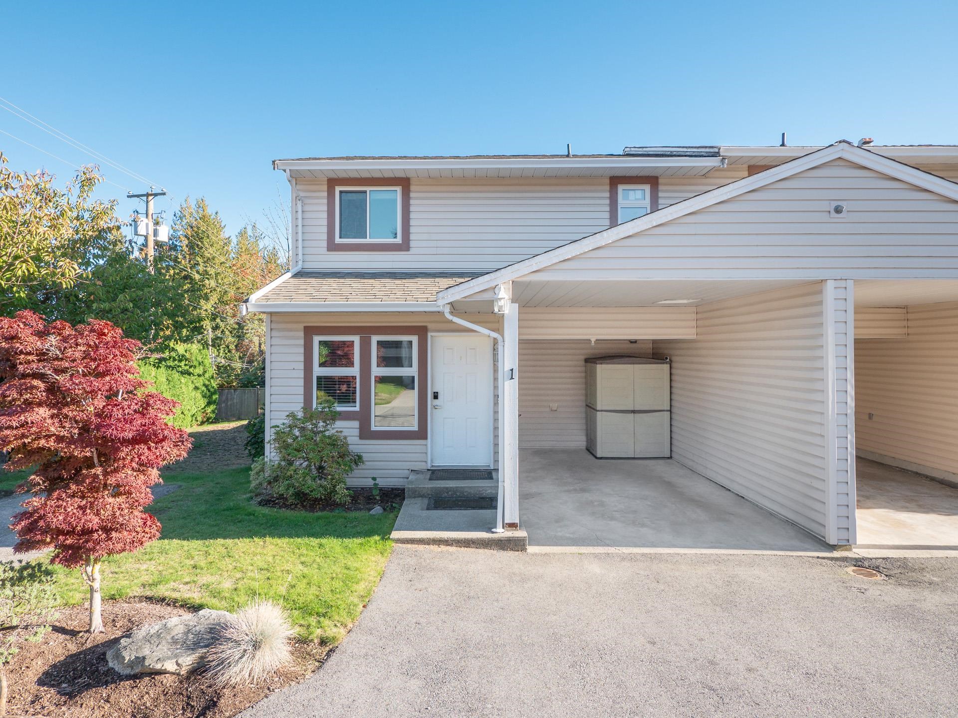 765 School Road #1, Gibsons, BC V0N 1V9