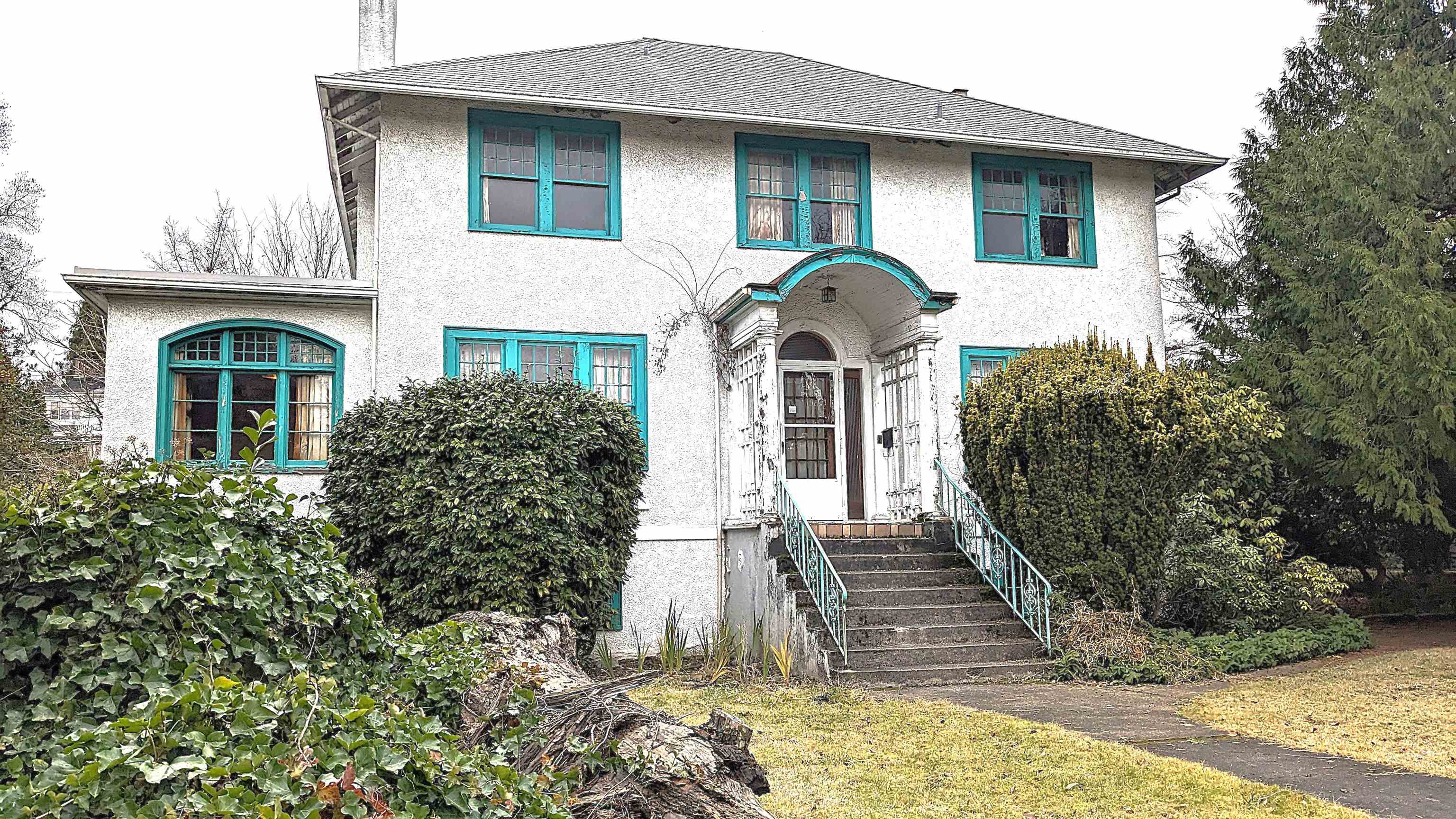 1051 Laurier Avenue, Vancouver, BC V6H 1Y2