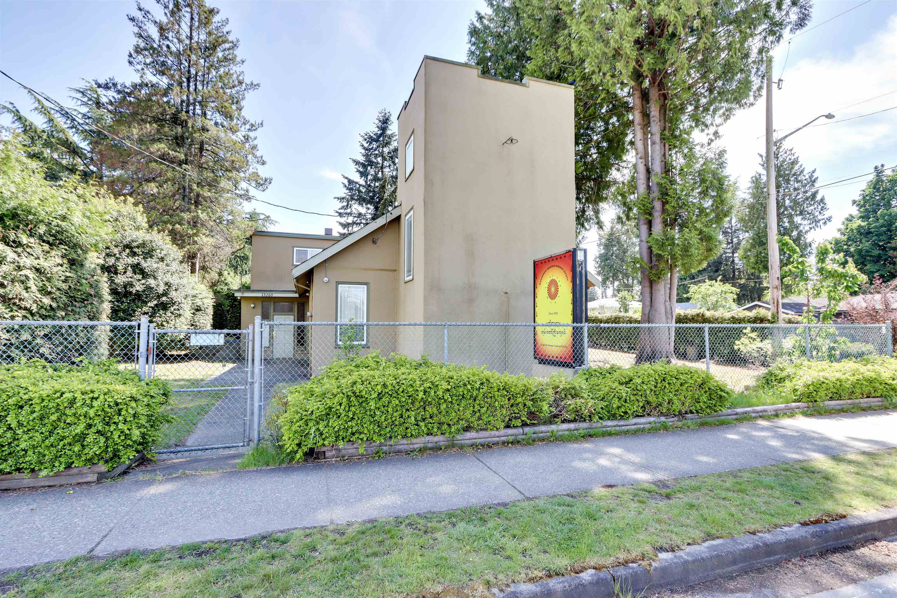 108 Avenue, Surrey, BC V3T 2J6