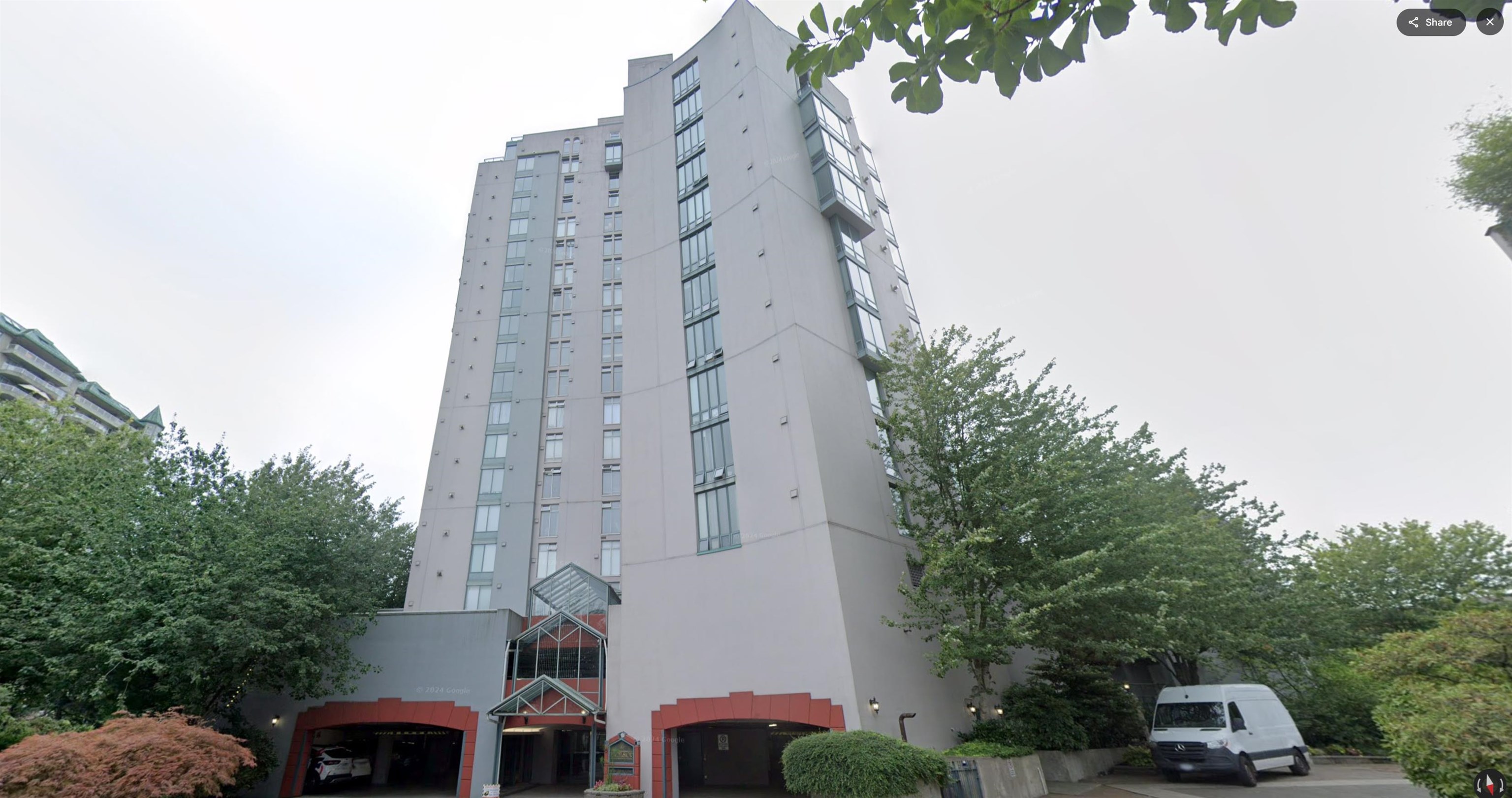 8 Laguna Court #807, New Westminster, BC V3M 6M6