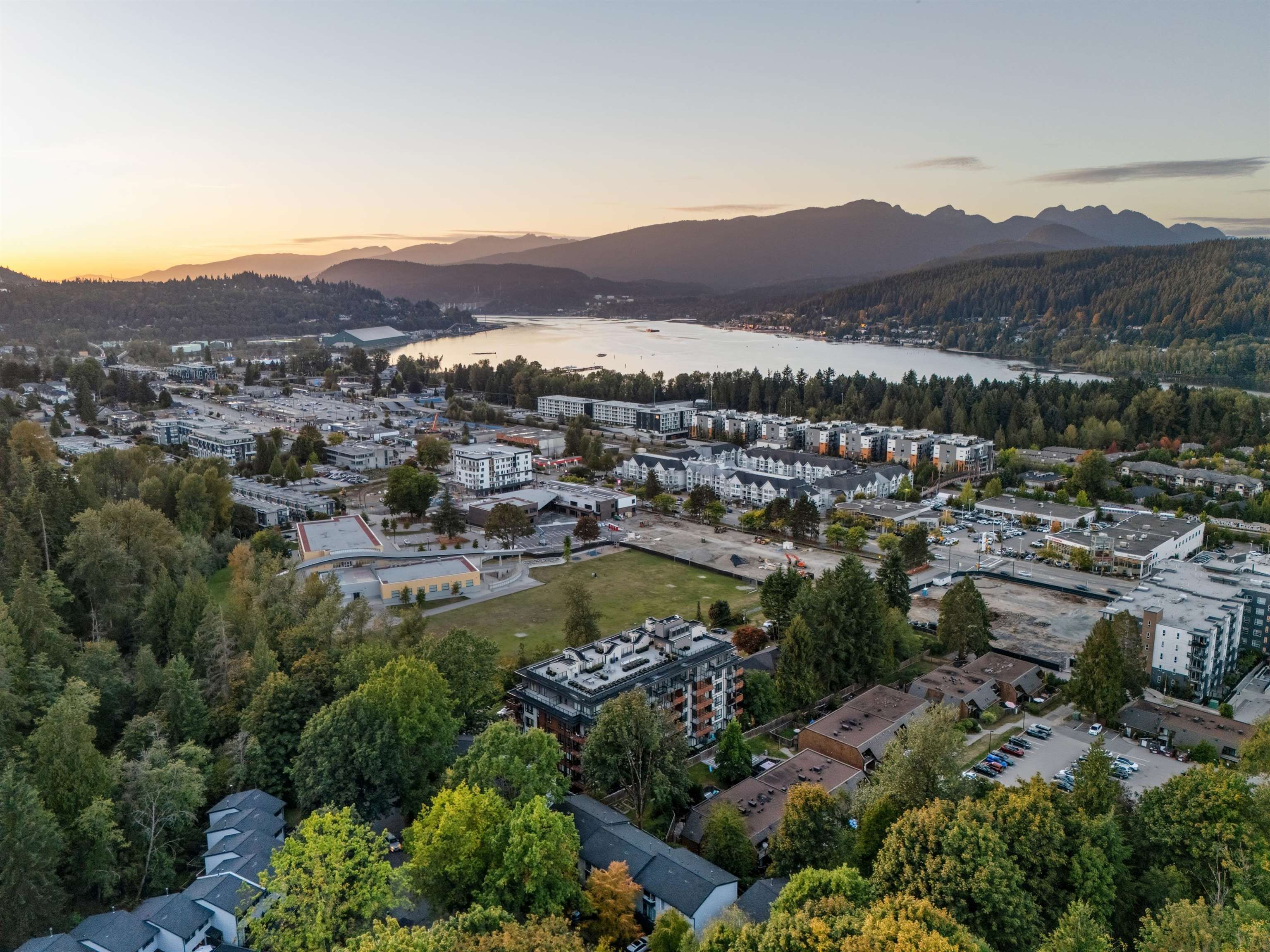 150 James Rd #611, Port Moody, BC V3H 0N7