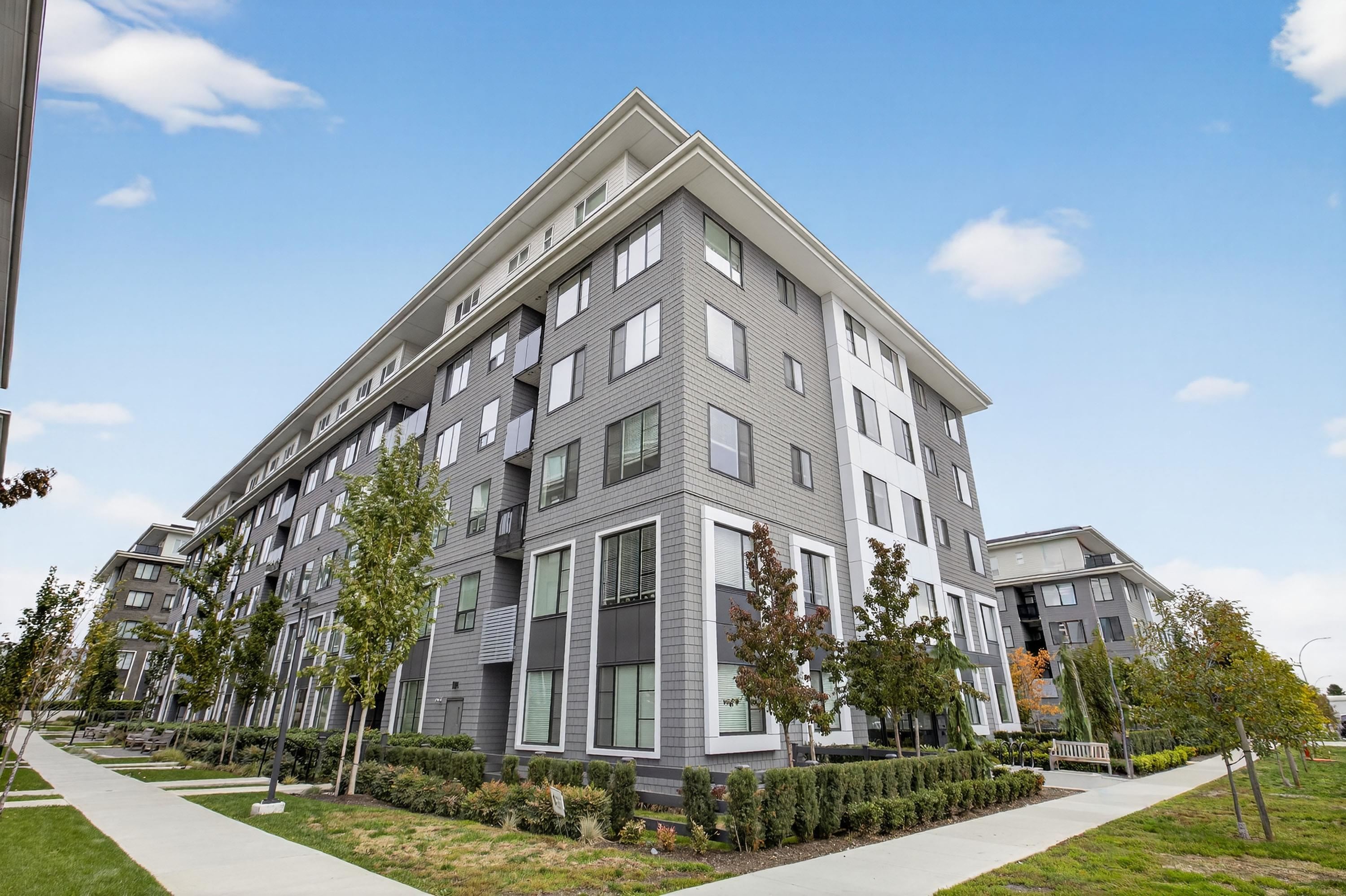 15825 85 Avenue #108, Surrey, BC V4N 6W9