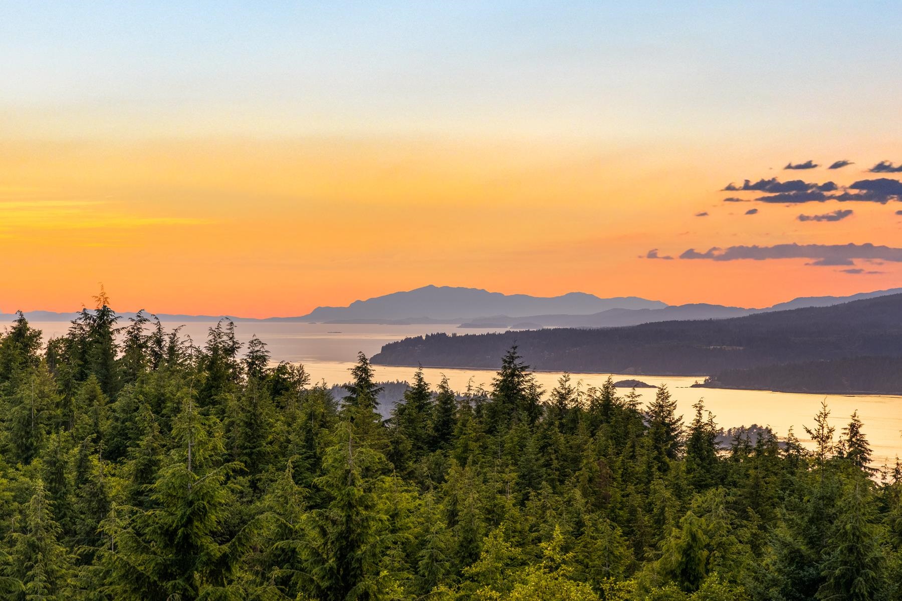 1301 Sunset Road, Bowen Island, BC V0N 1G2