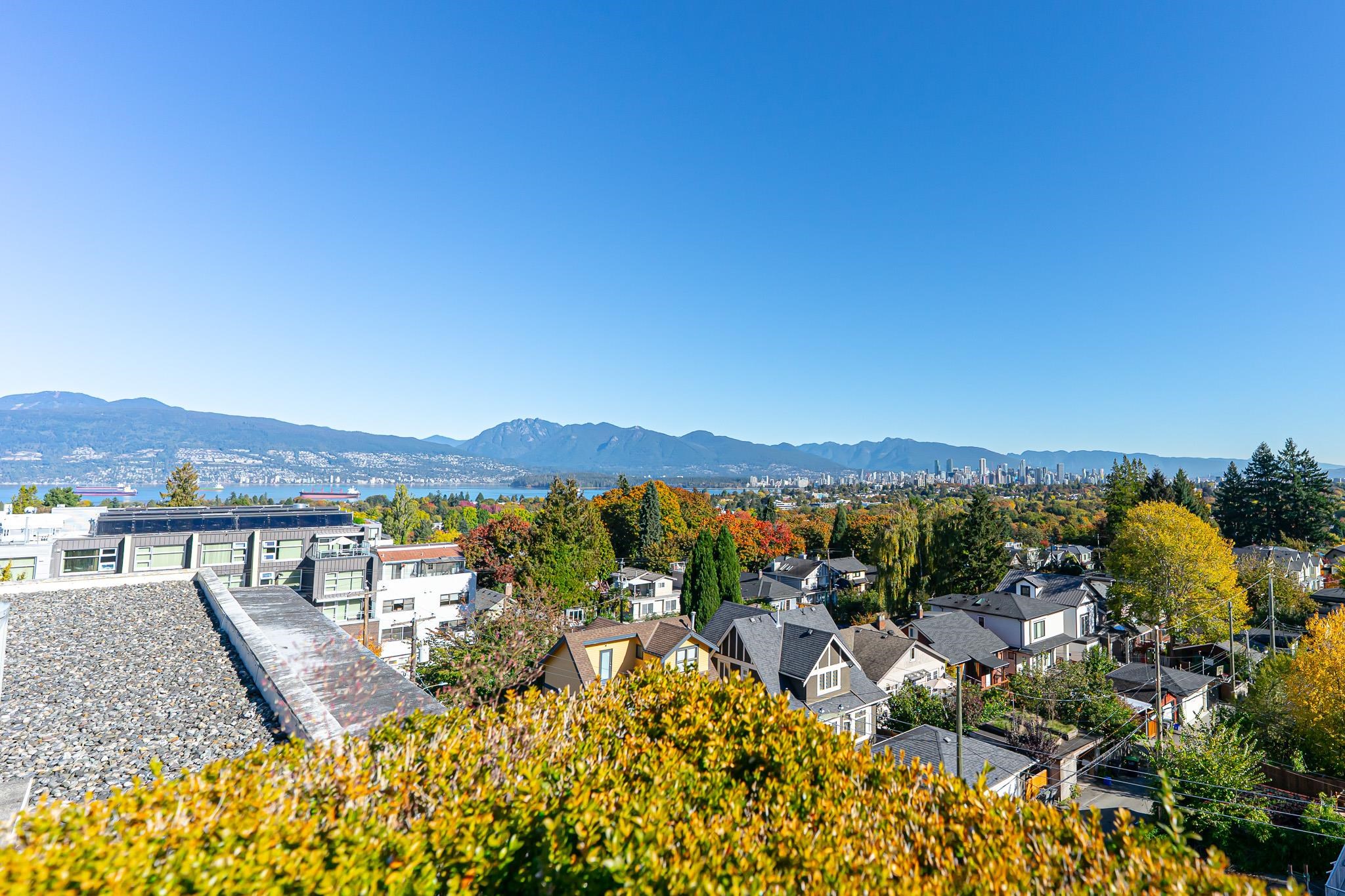 3595 West 18th Avenue #104, Vancouver, BC V6S 1A9