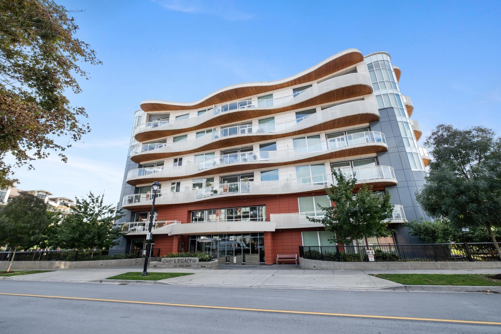20416 Park Avenue #511, Langley, BC V3A 0N2