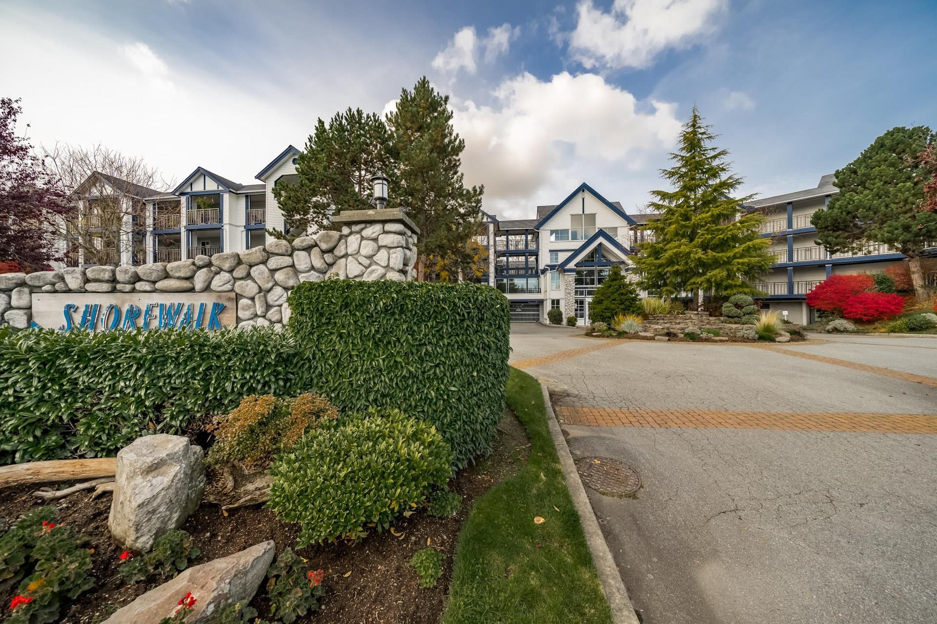 4955 River Road #307, Delta, BC V4K 4V9