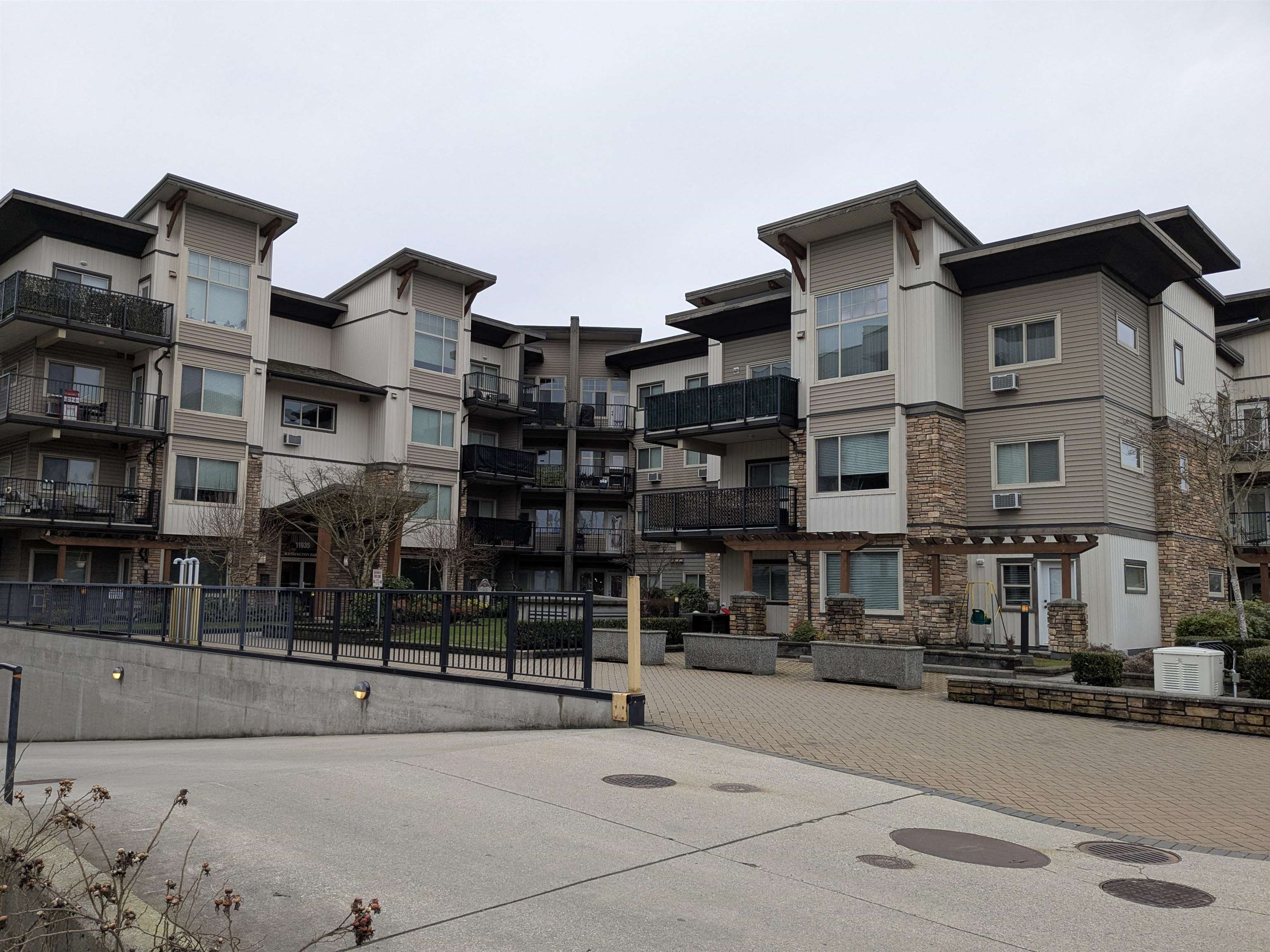 11935 Burnett Street #306, Maple Ridge, BC V2X 9A9