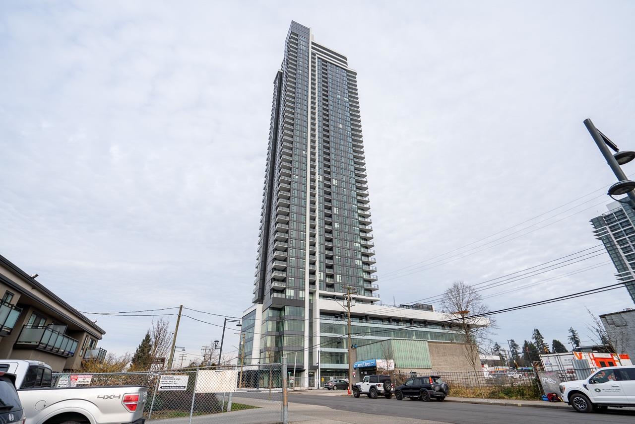 10750 135a Street #1507, Surrey, BC V3T 0V4