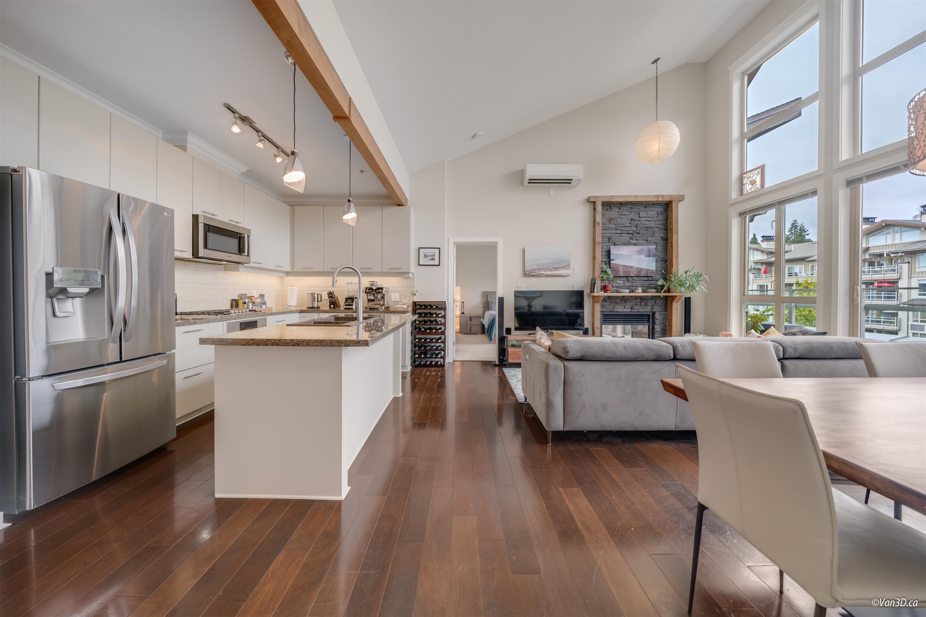 530 Raven Woods Drive #v7g,2t5, North Vancouver, BC V7G 2T5