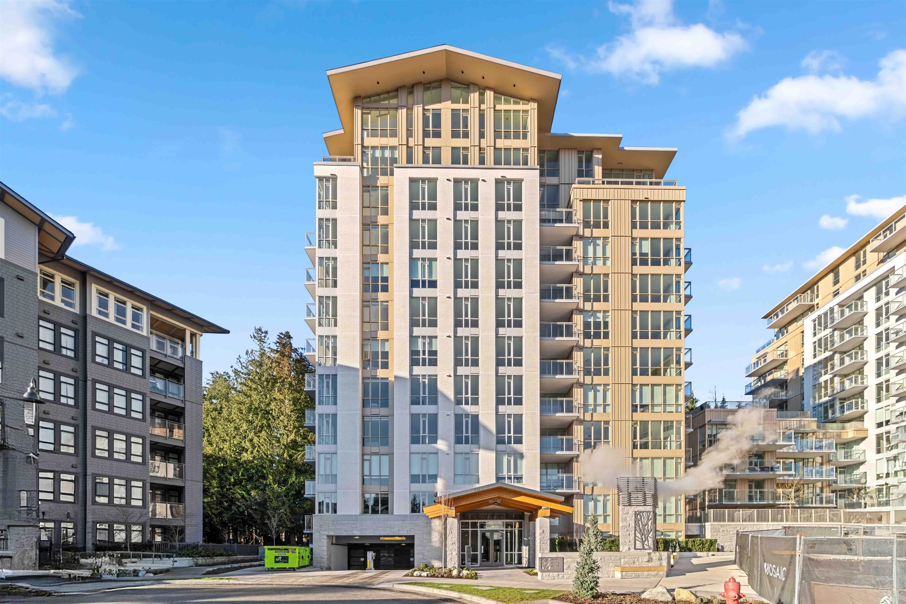 2325 Emery Court #802, North Vancouver, BC V7J 0E8