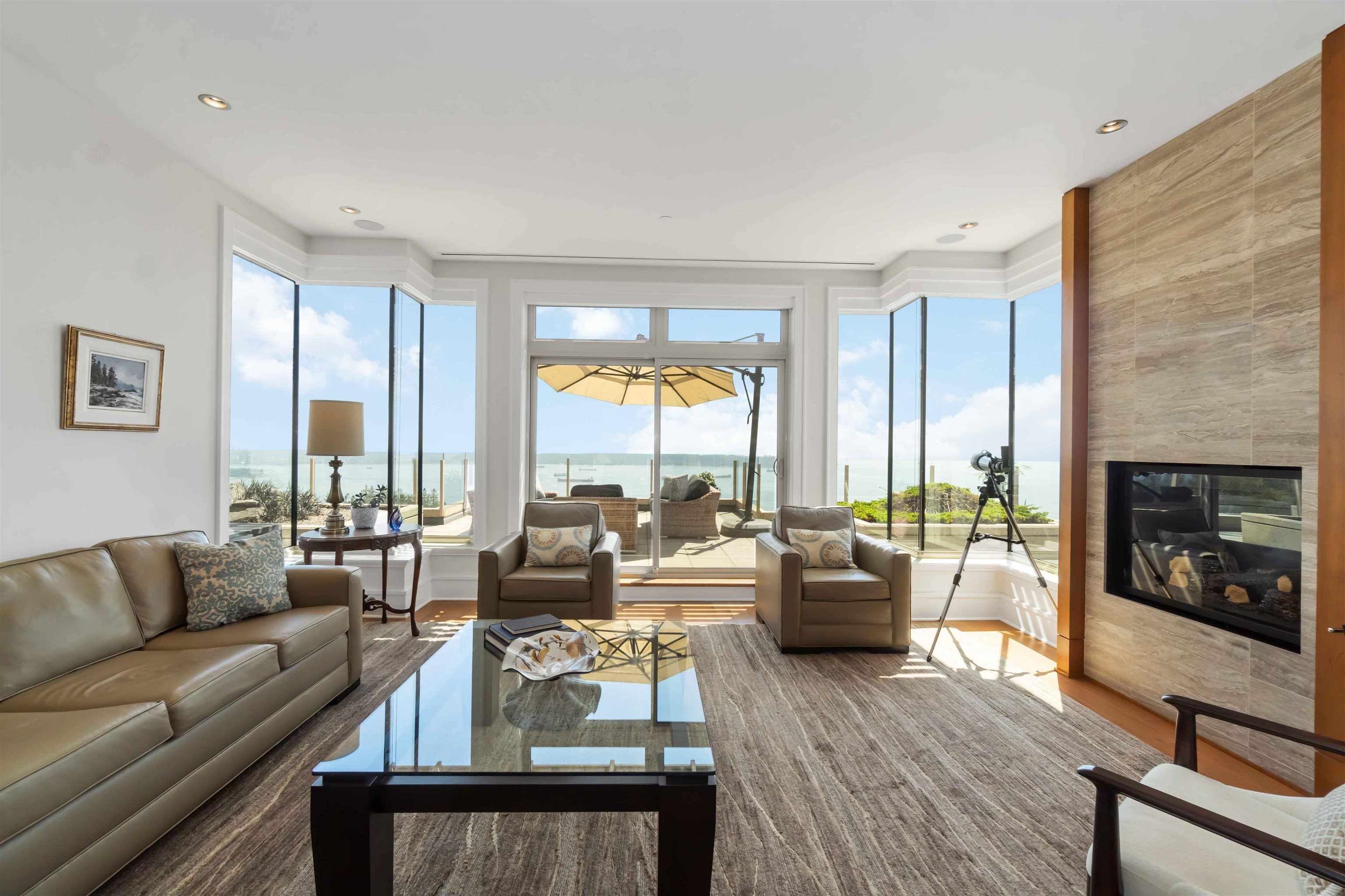 2535 Garden Court #304, West Vancouver, BC V7S 0A1