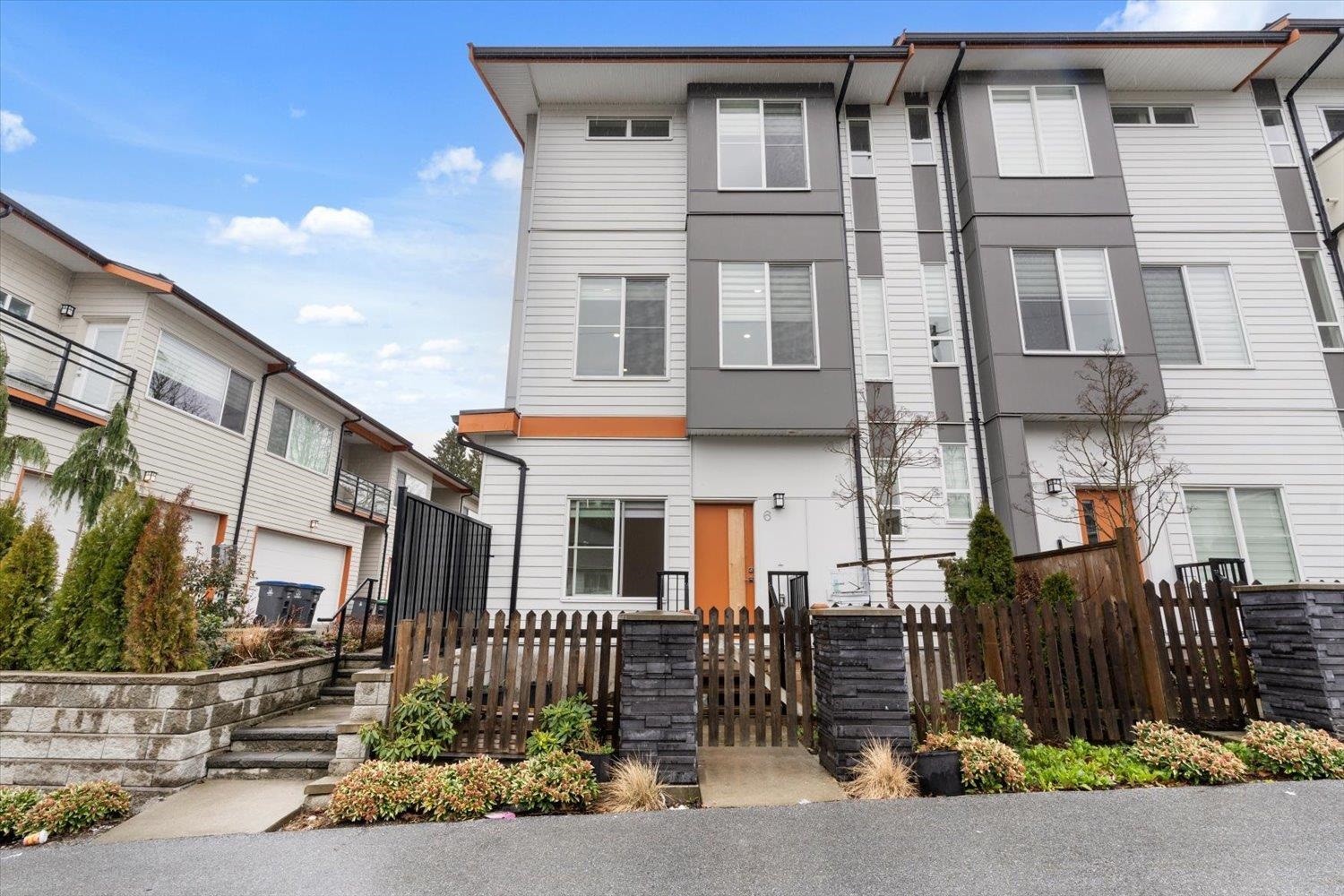 5960 142 Street #6, Surrey, BC V3X 1C8