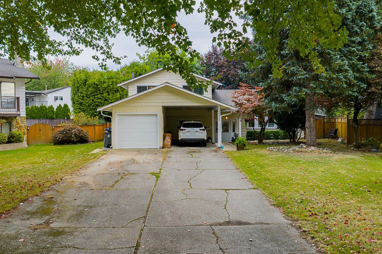 18232 Shetland Place, Surrey, BC V3S 5C5