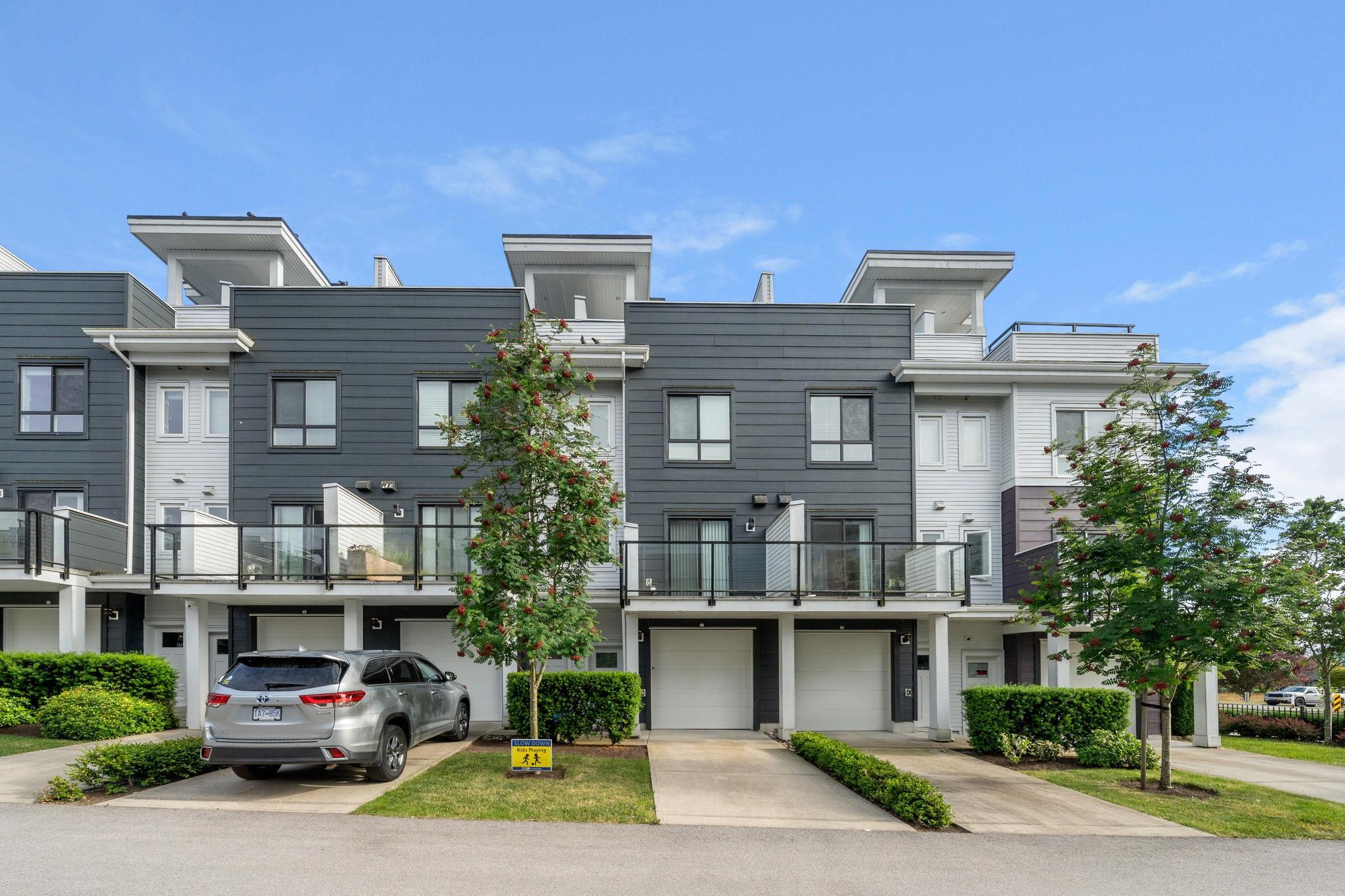 16336 23 A Avenue #57, Surrey, BC V3Z 0S5
