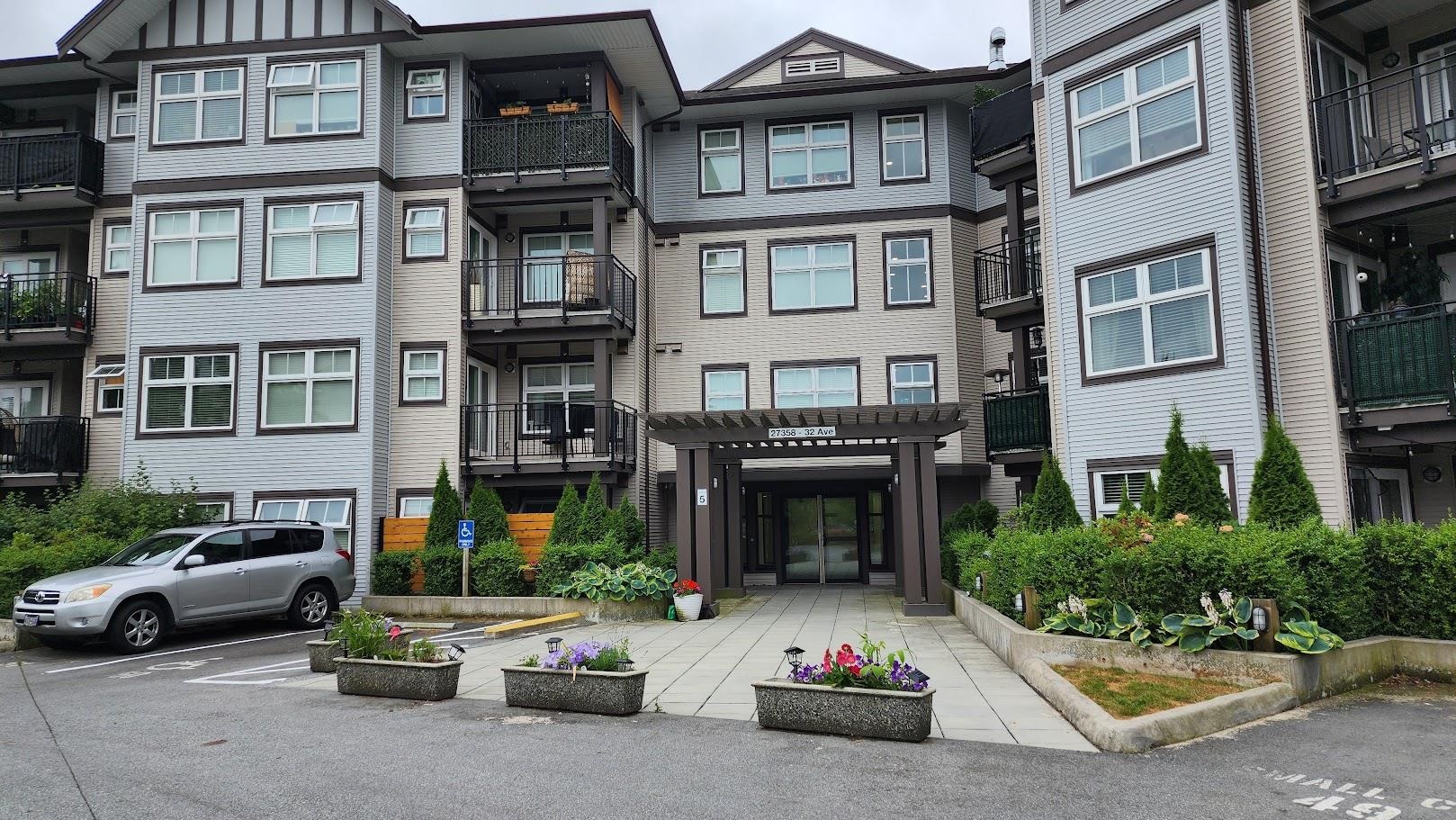 27358 32 Avenue #365, Langley, BC V4W 3M5