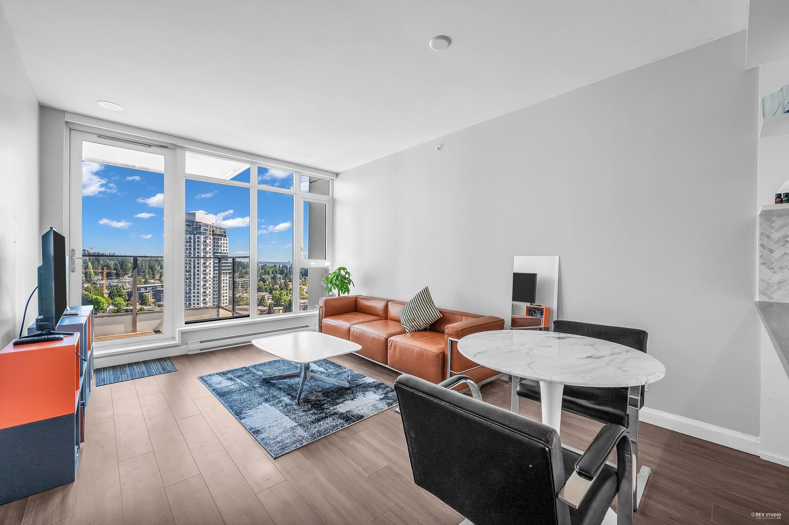 520 Como Lake Avenue #2508, Coquitlam, BC V3J 0E8