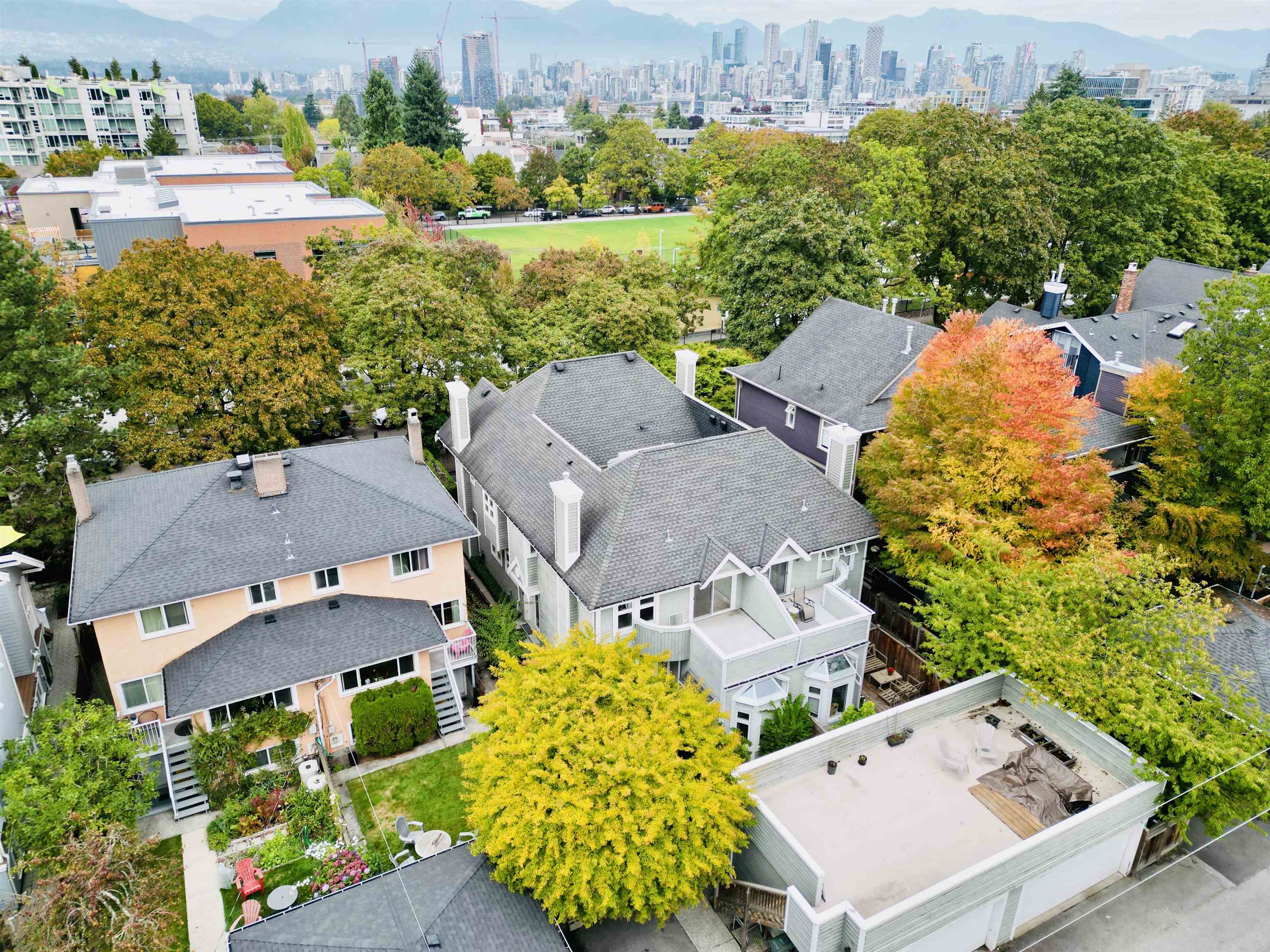 1966 West 11th Avenue, Vancouver, BC V6J 2C6