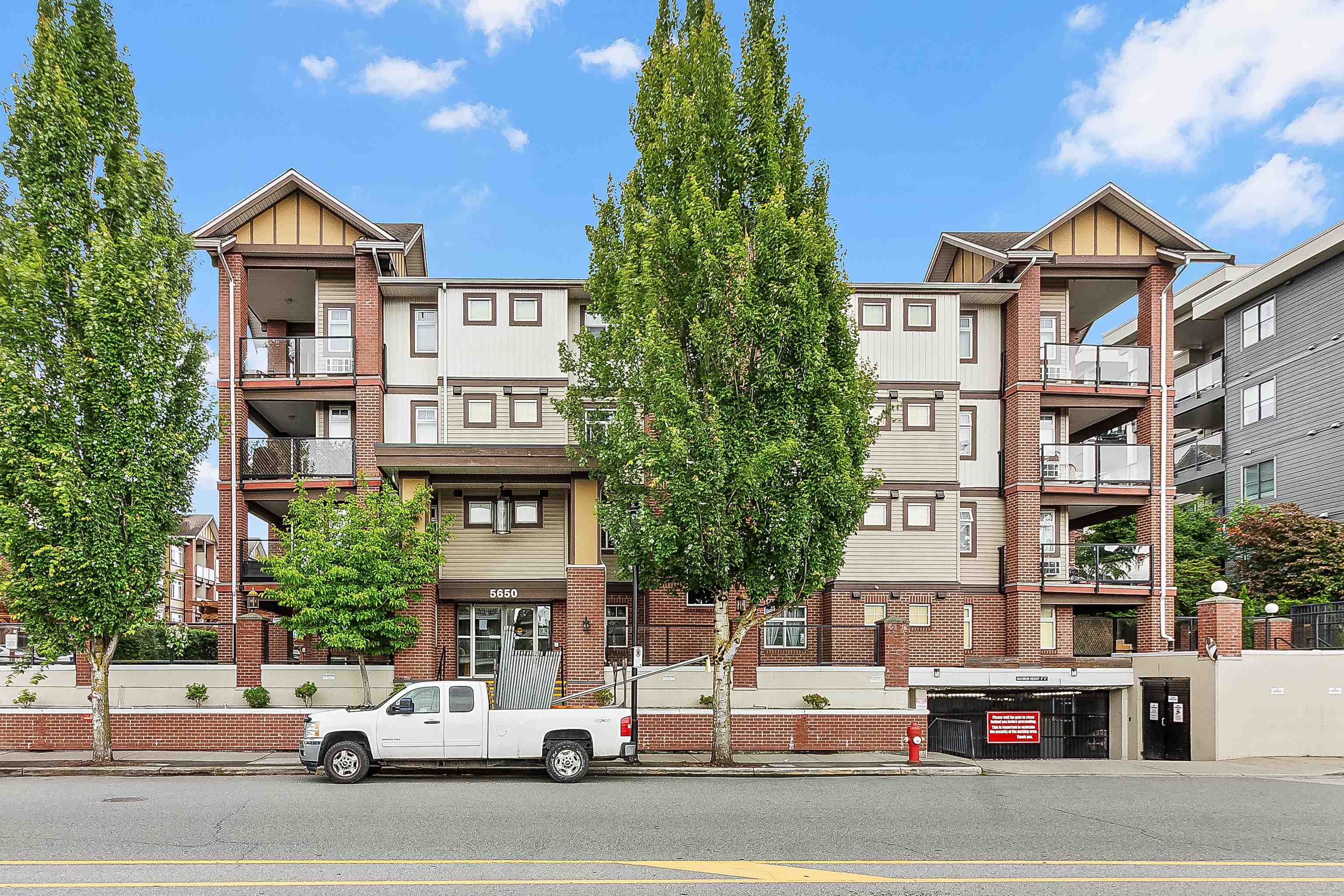 5650 201a Street #310, Langley, BC V3A 0B3