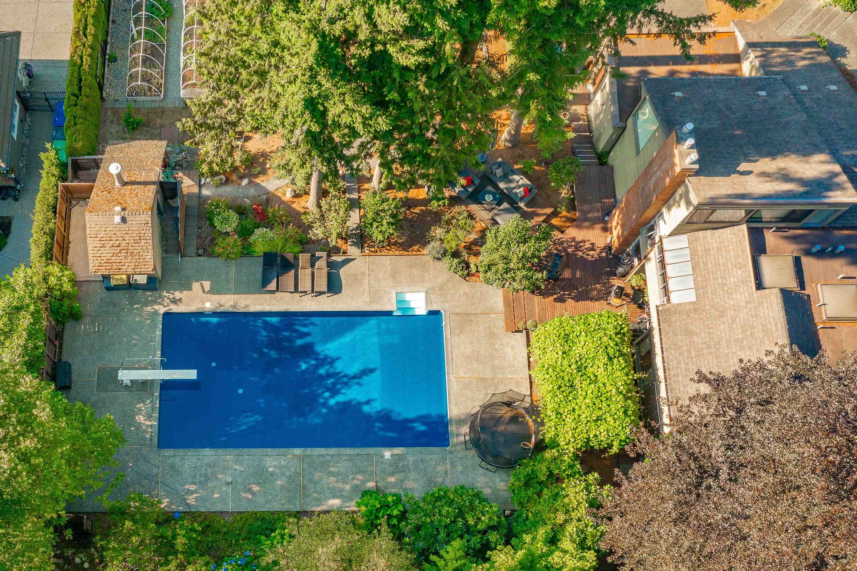 34 Avenue, Surrey, BC V4P 3L2
