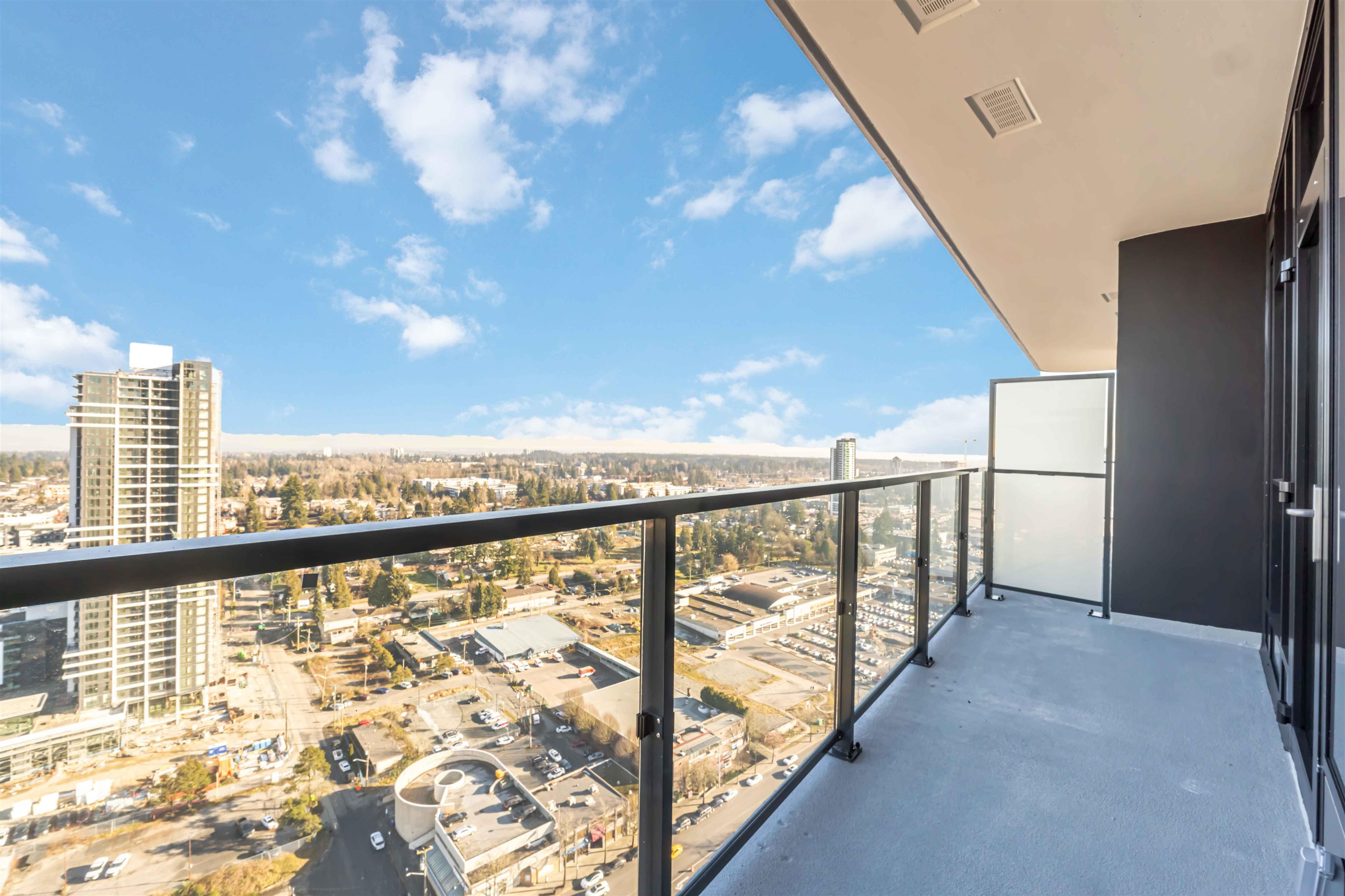 10750 135a Street #2903, Surrey, BC V3T 0V4