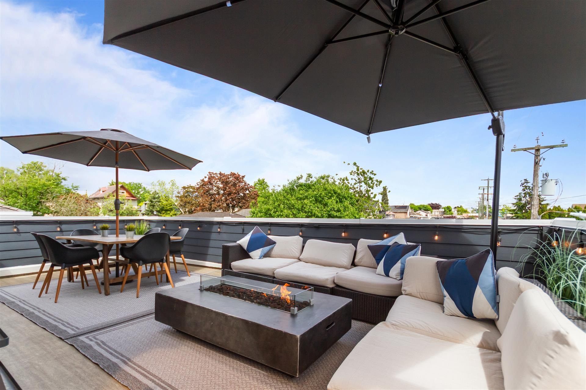6450 Saint George Street, Vancouver, BC V5W 2Y6