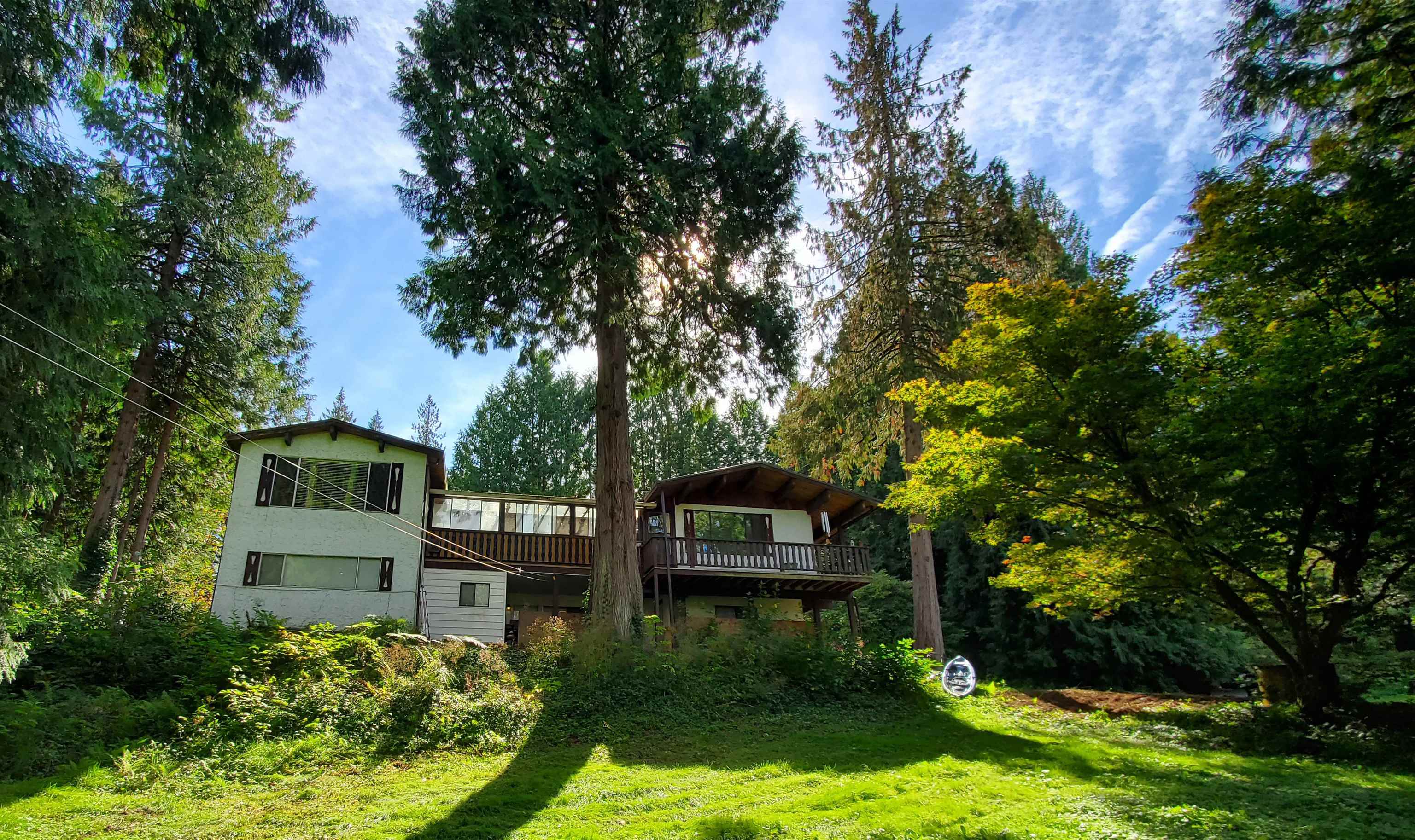 112 Avenue, Maple Ridge, BC V2W 1H1