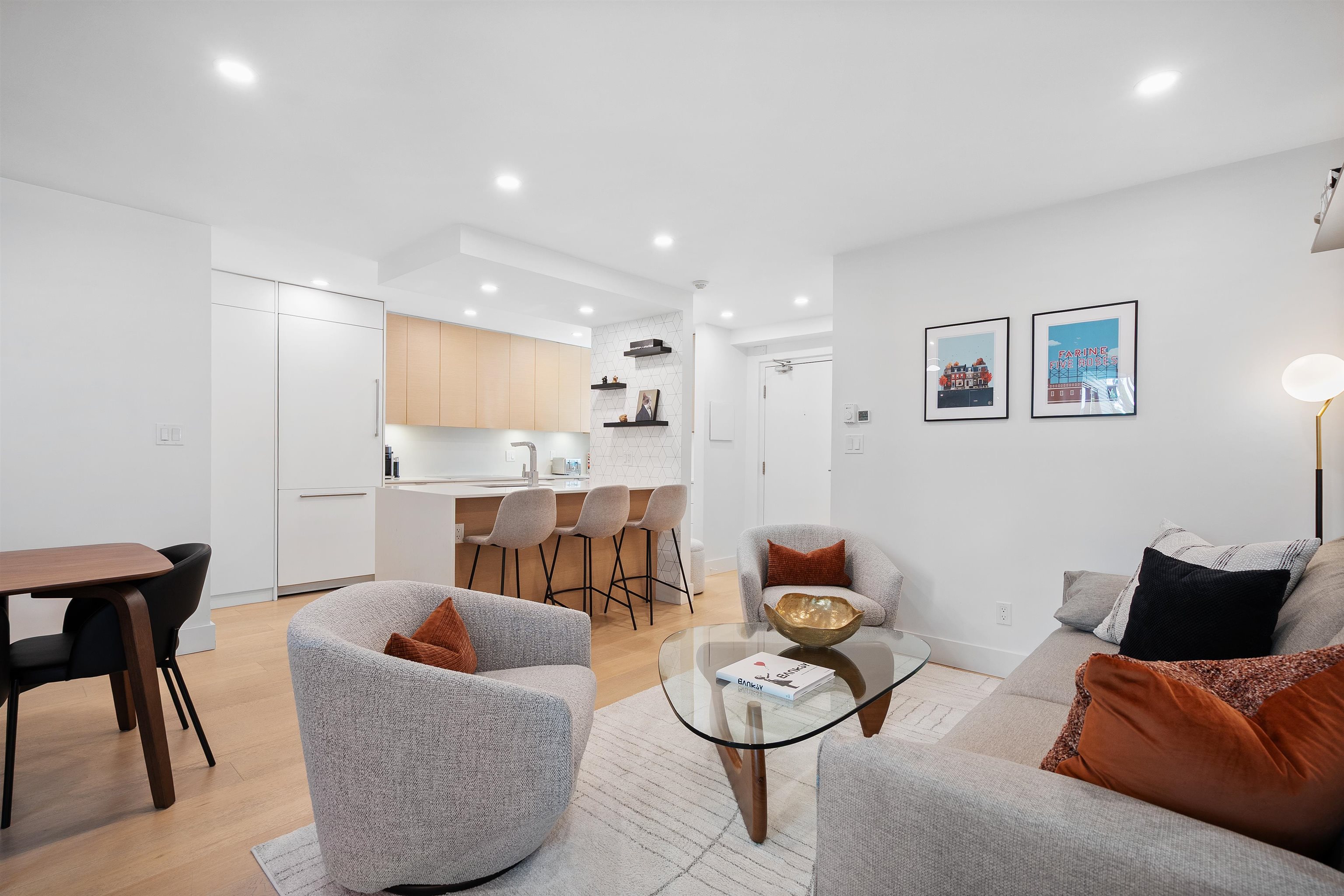 1350 Comox Street #301, Vancouver, BC V6E 4E1