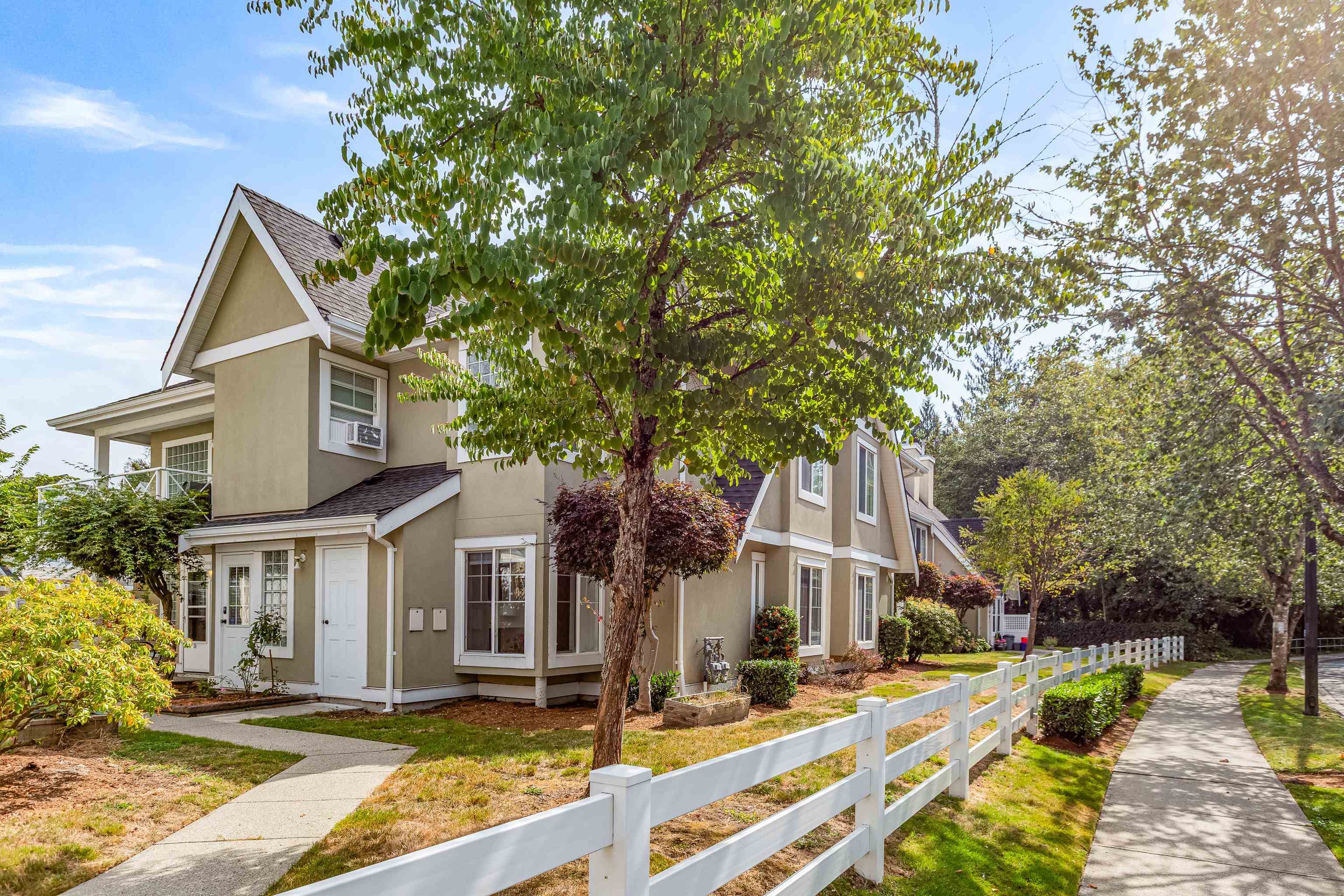 23560 119 Avenue #38, Maple Ridge, BC V4R 2P5