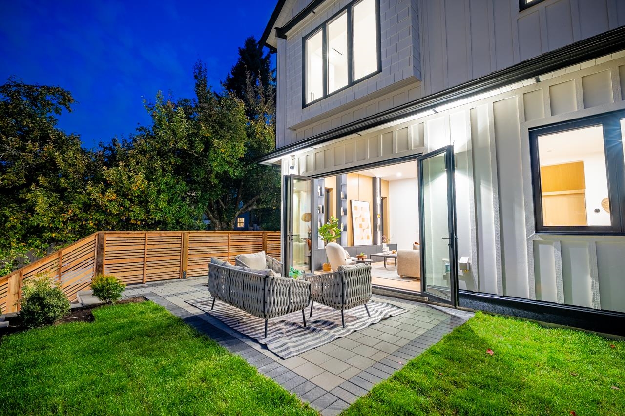 4675 Saint George Street, Vancouver, BC V5V 4A8