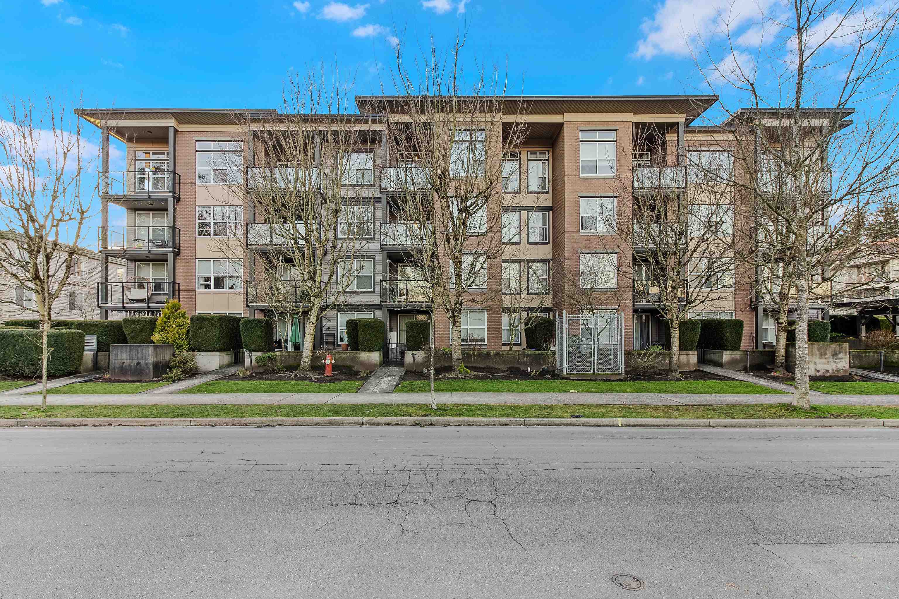 10707 139 Street #117, Surrey, BC V3T 0B2