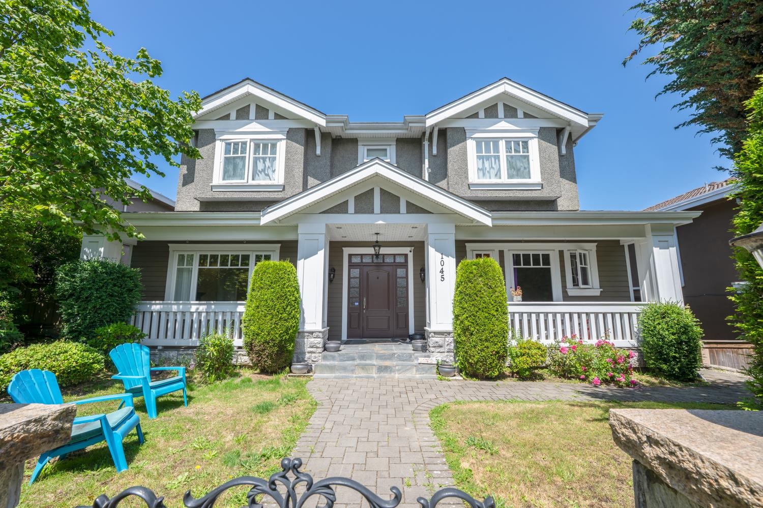 1045 West 50th Avenue, Vancouver, BC V6P 1A7