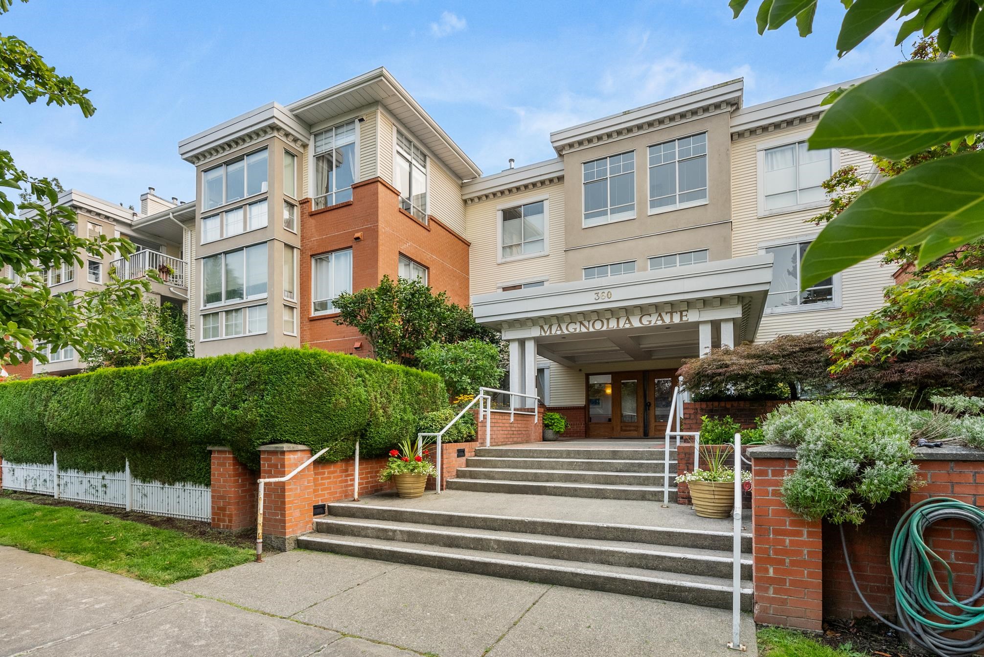 360 East 36th Avenue #212, Vancouver, BC V5W 4B9