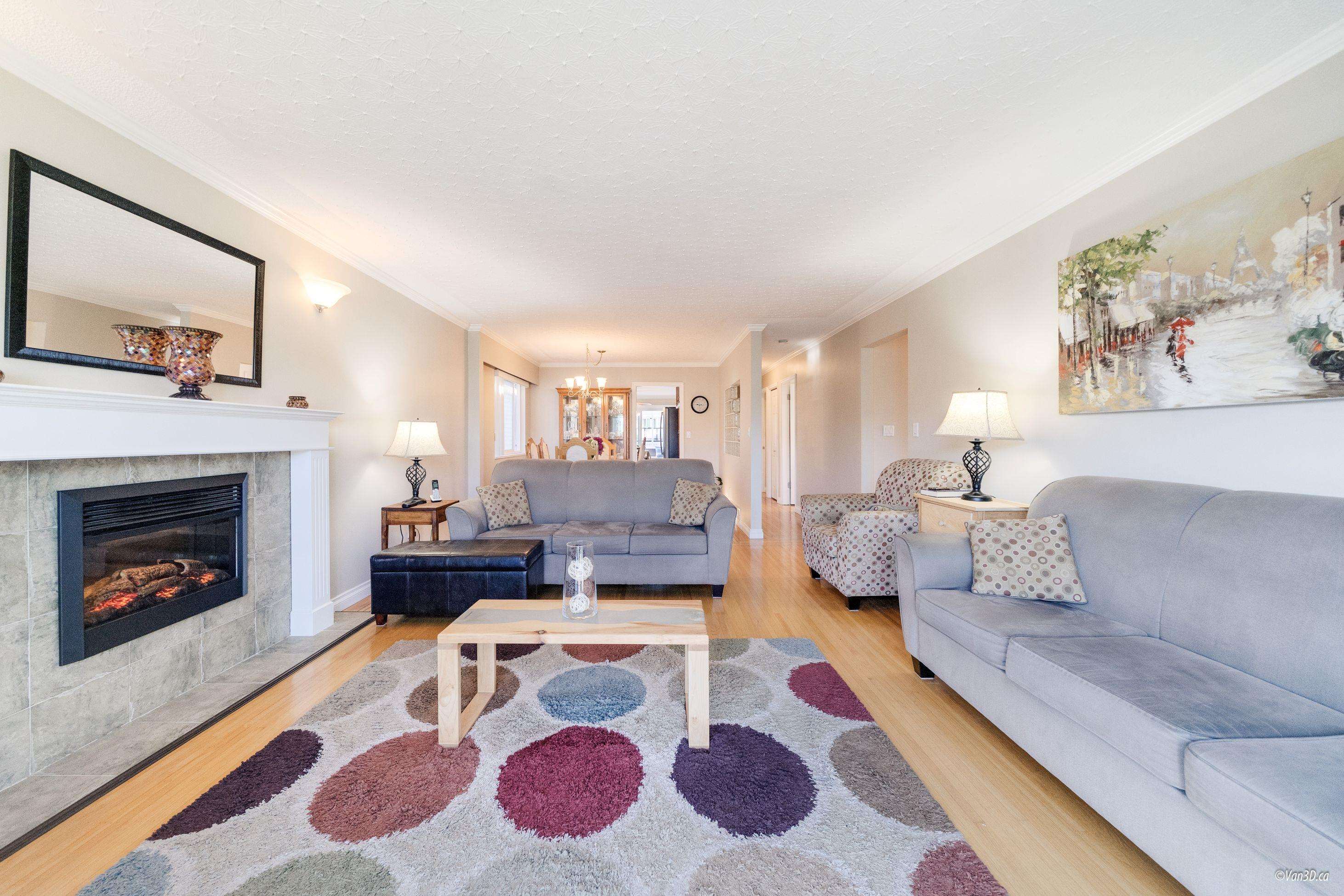 4524 Pender Street, Burnaby, BC V5C 2N1