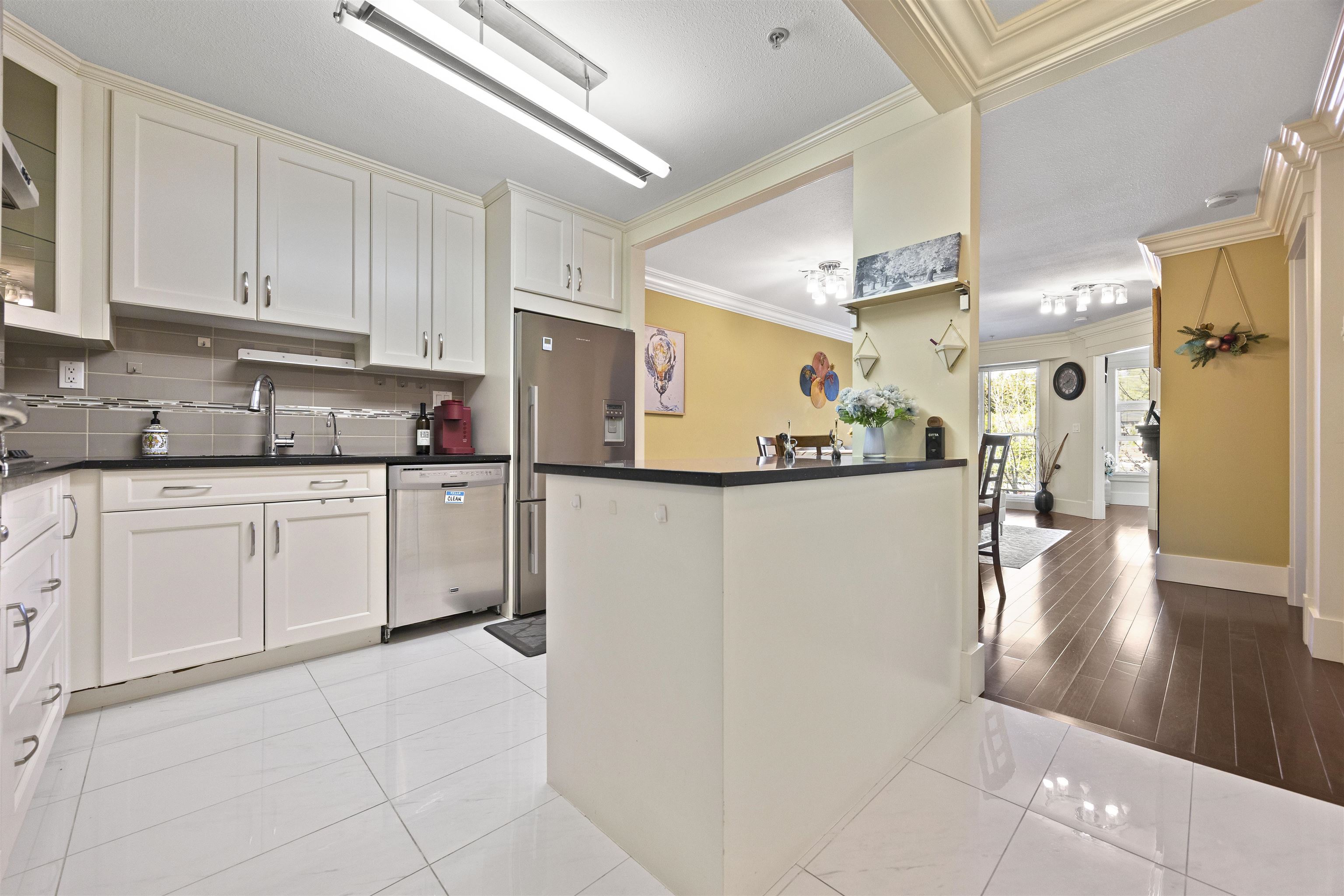 5723 Collingwood Street #312, Vancouver, BC V6N 4K6
