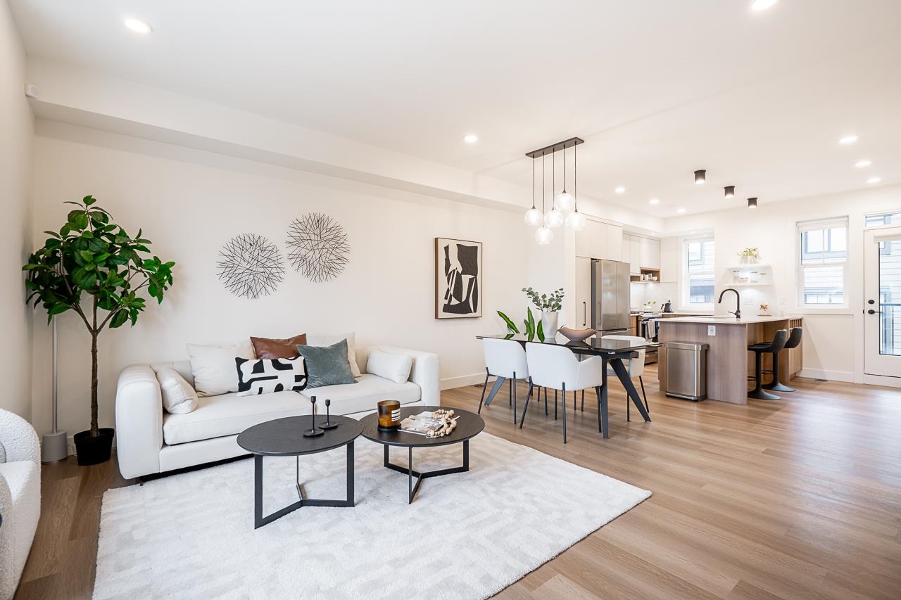 2350 165 Street #19, Surrey, BC V3Z 1J9