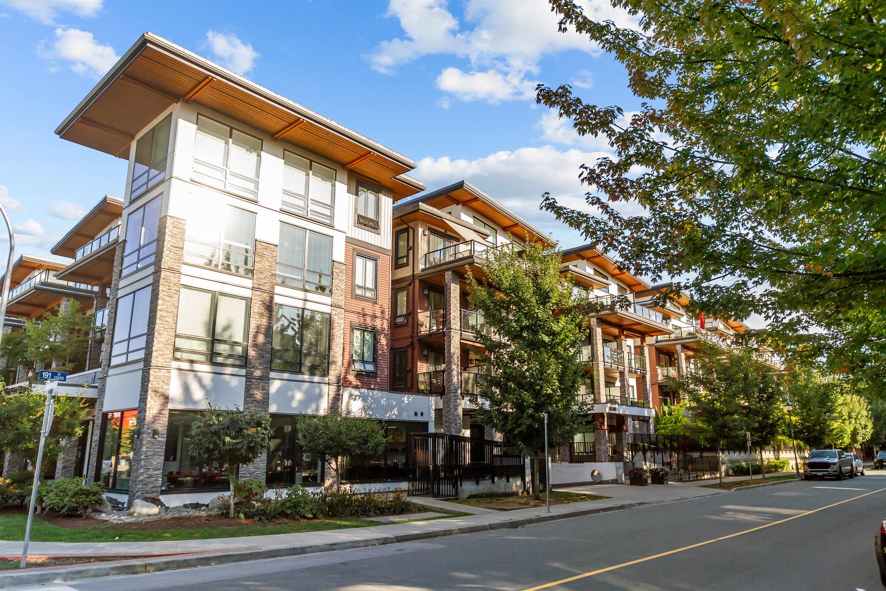 12460 191 Street #316, Pitt Meadows, BC V3Y 2J2