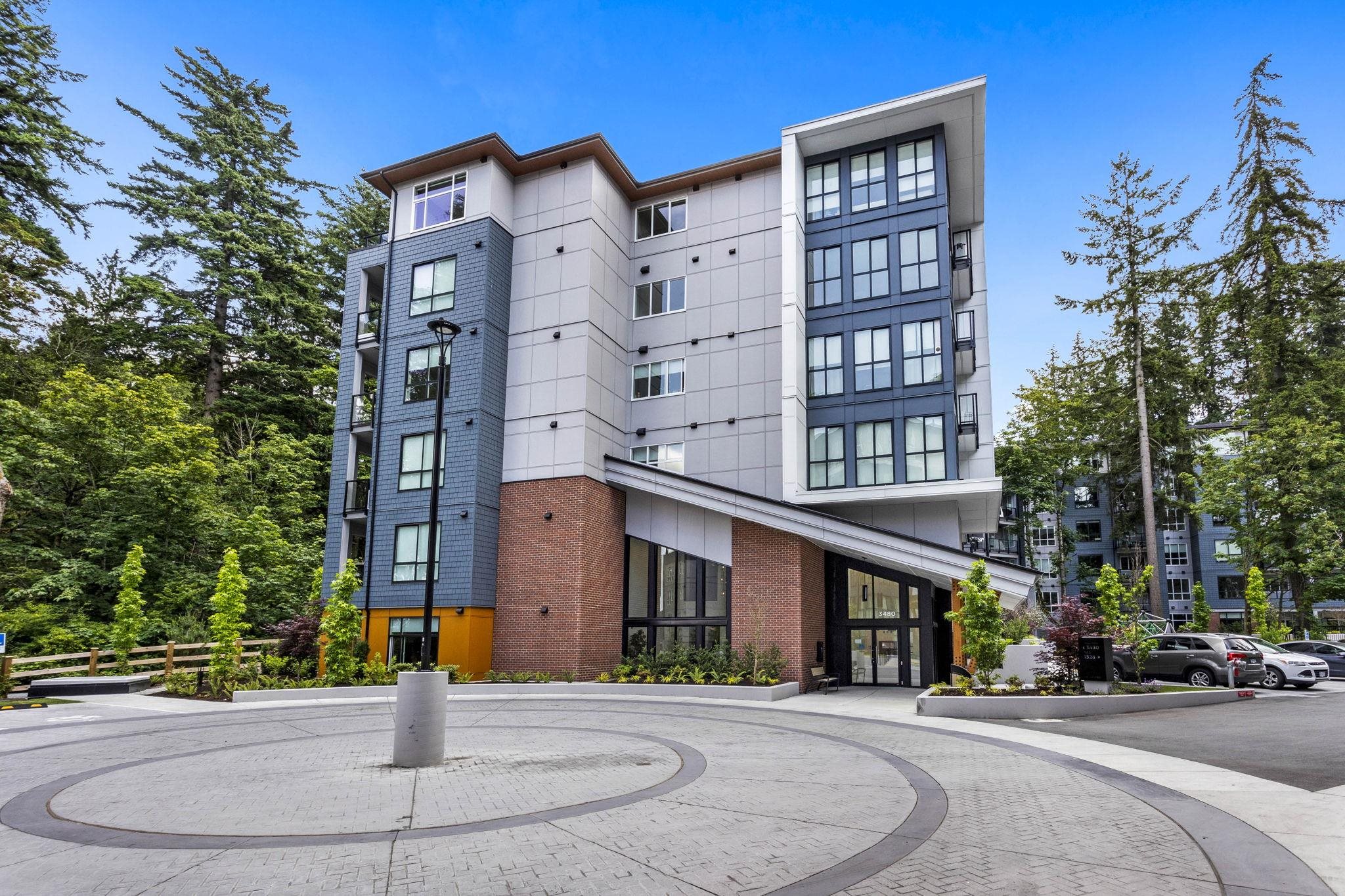 3480 146a St #518, Surrey, BC V4P 0H6