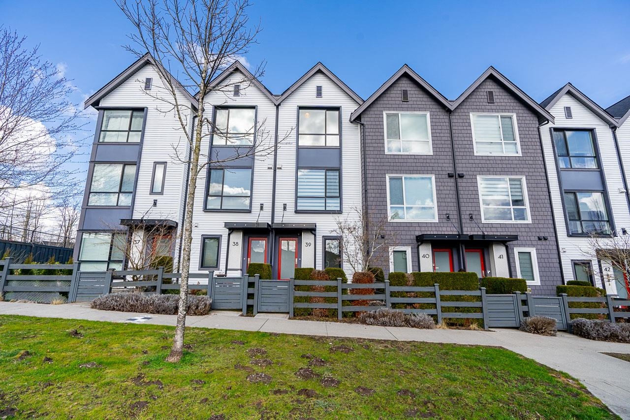 19159 Watkins Drive #39, Surrey, BC V4N 6P7