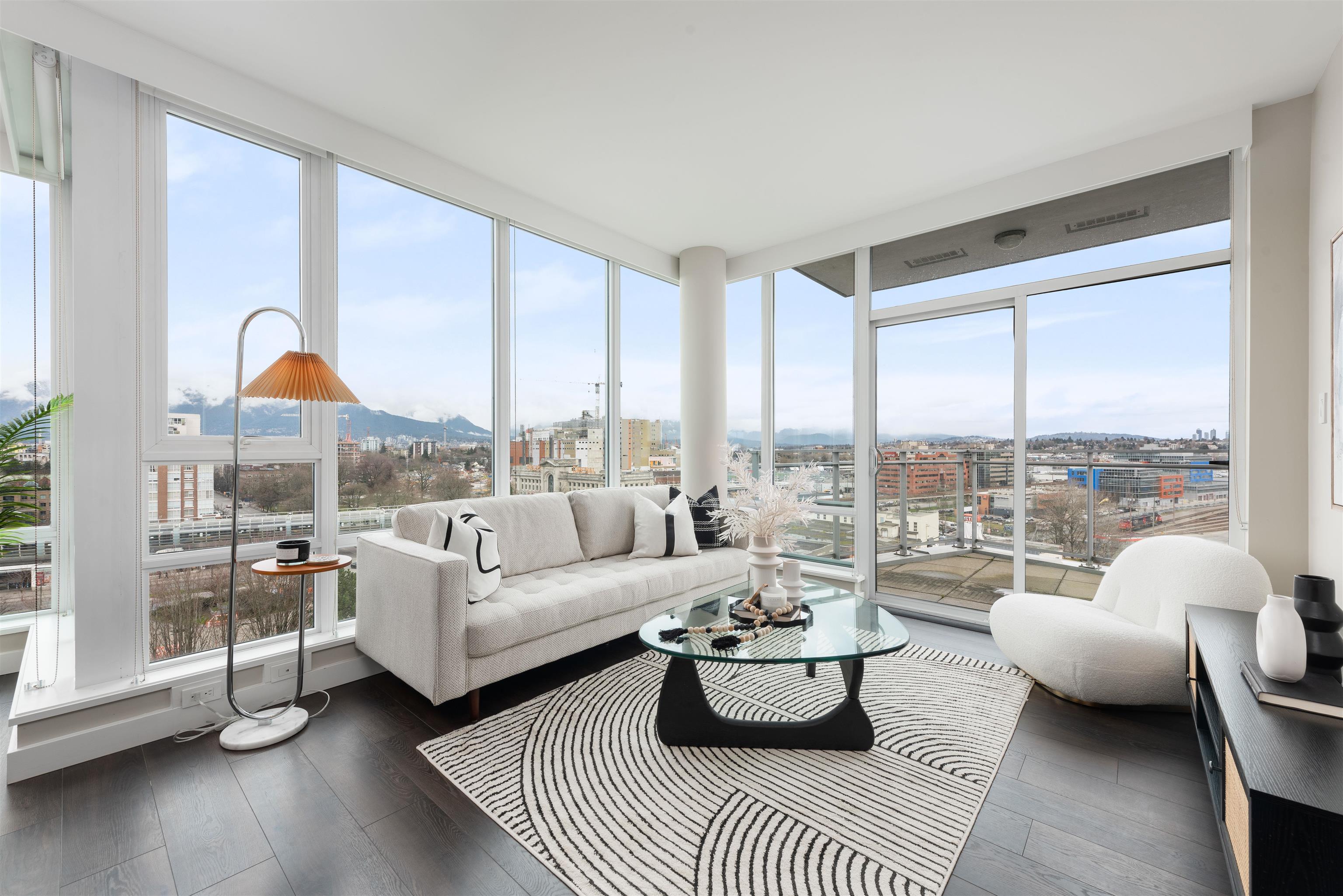 1618 Quebec Street #1516, Vancouver, BC V6A 0C5