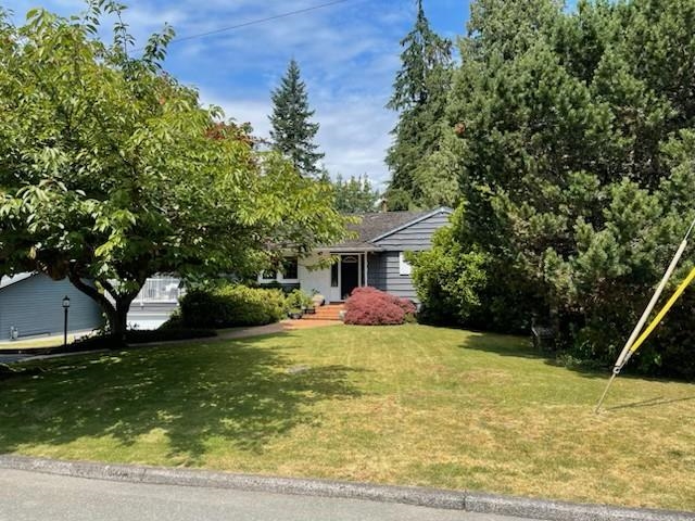 939 Selkirk Crescent, Coquitlam, BC V3J 6E4